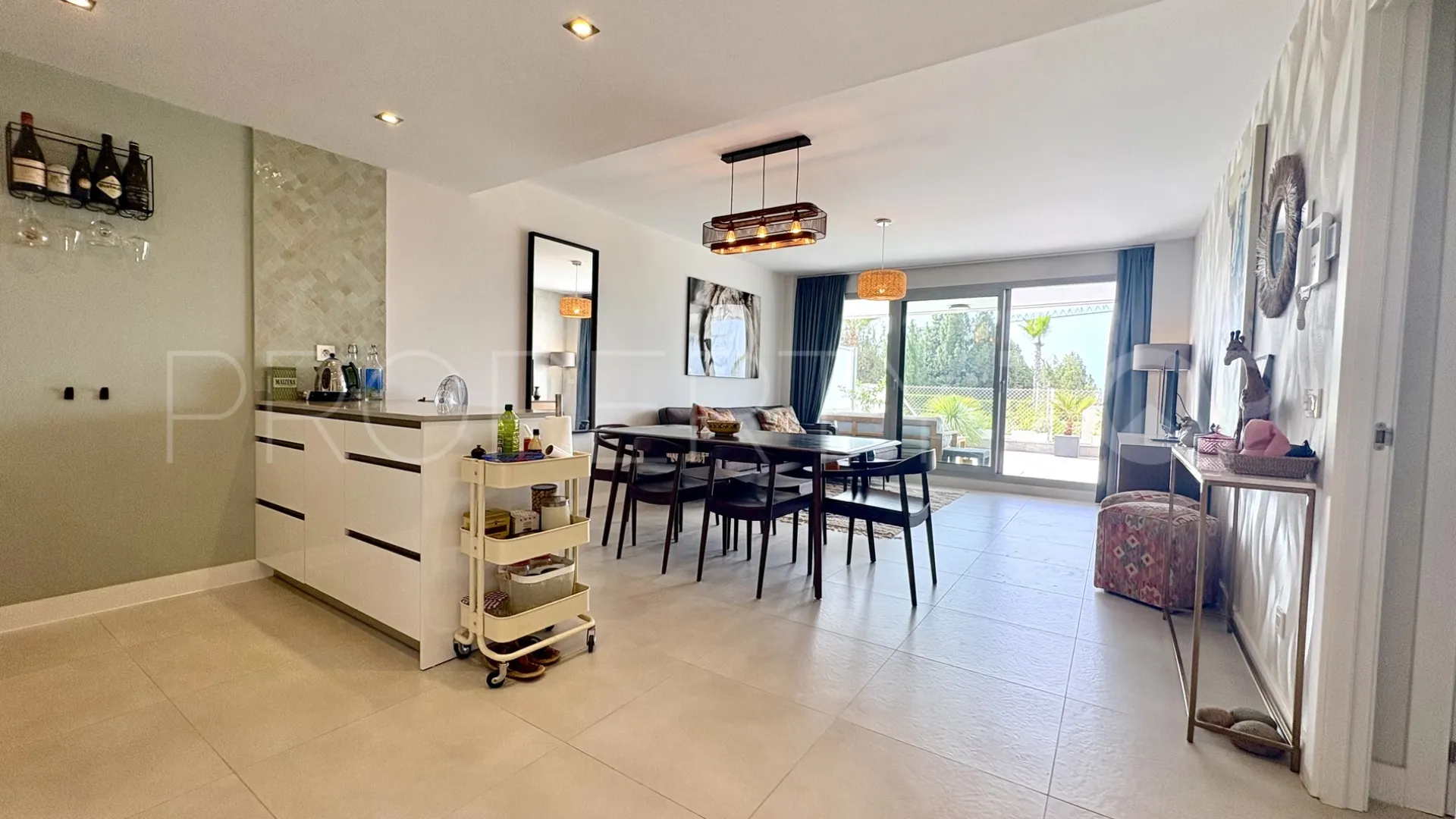 2 bedrooms ground floor apartment in El Chaparral for sale