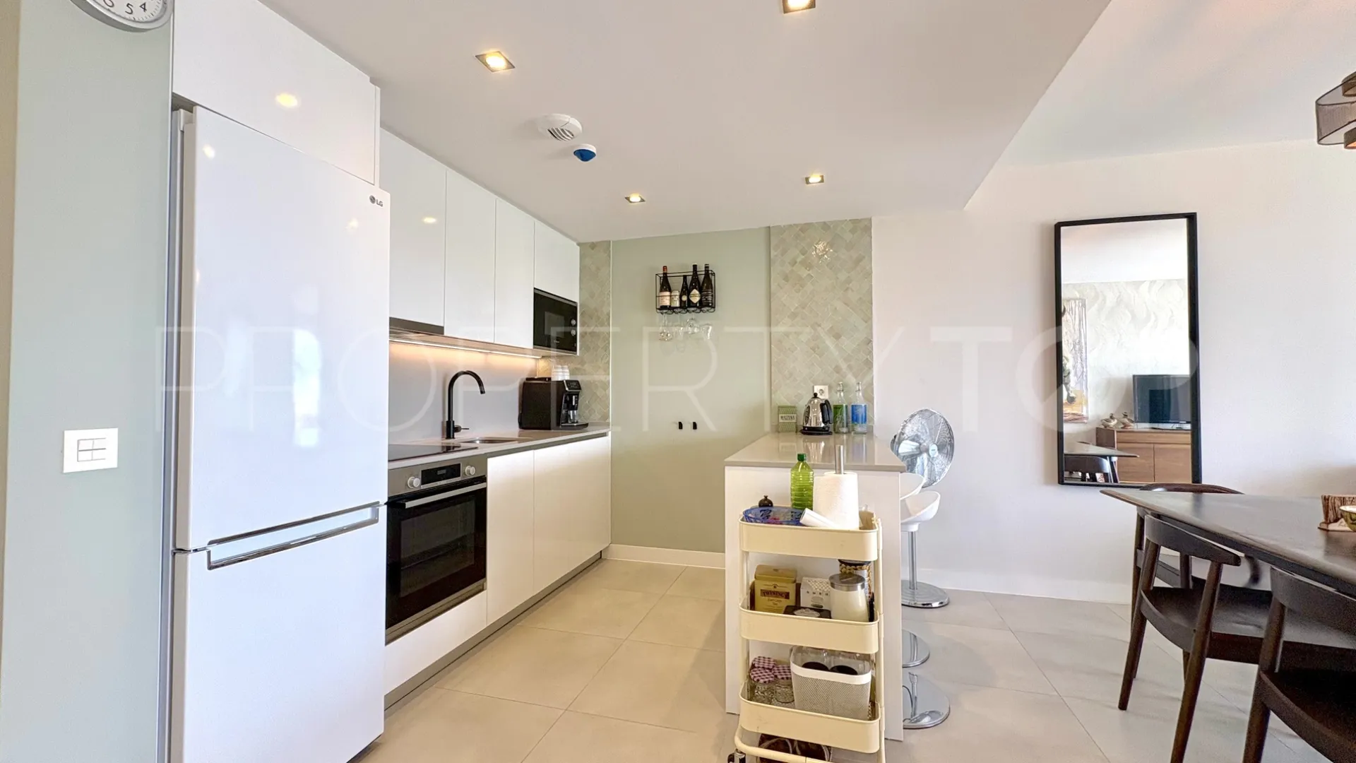 2 bedrooms ground floor apartment in El Chaparral for sale