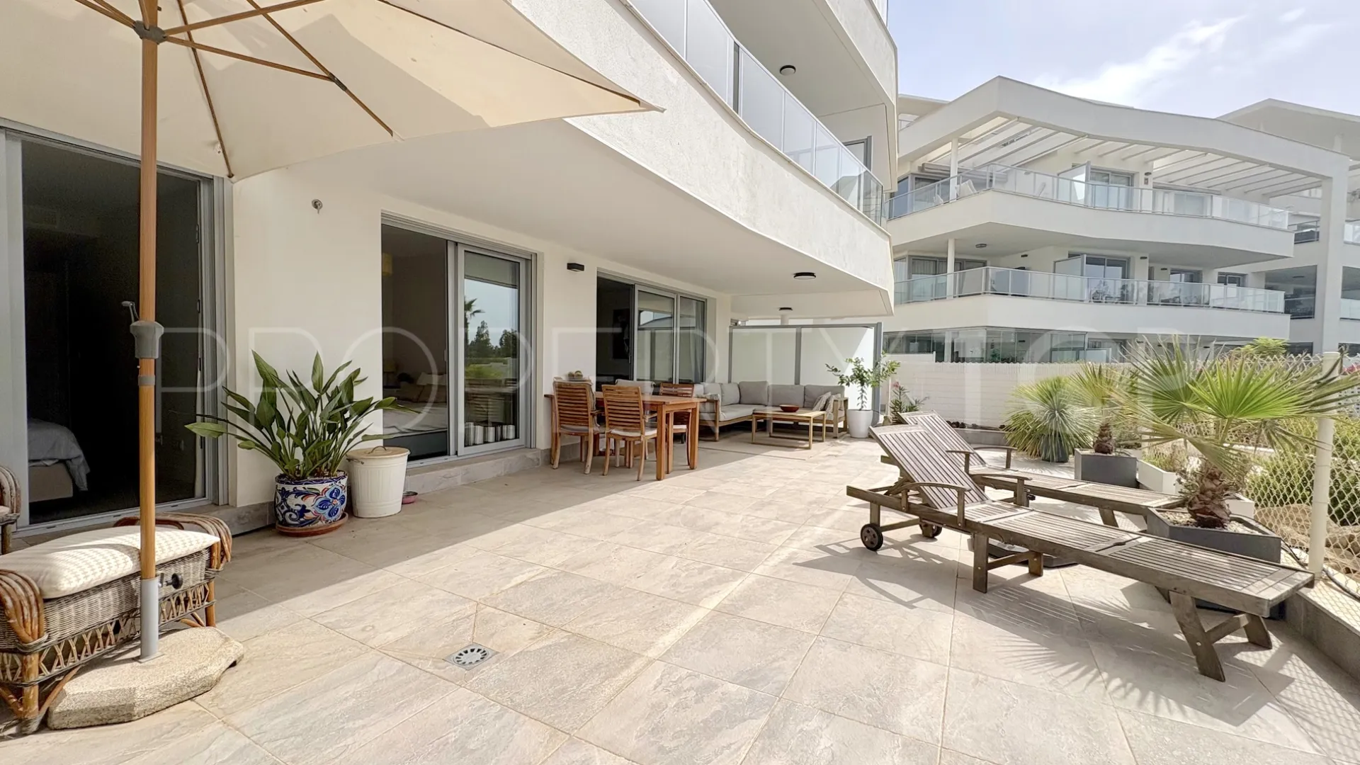 2 bedrooms ground floor apartment in El Chaparral for sale