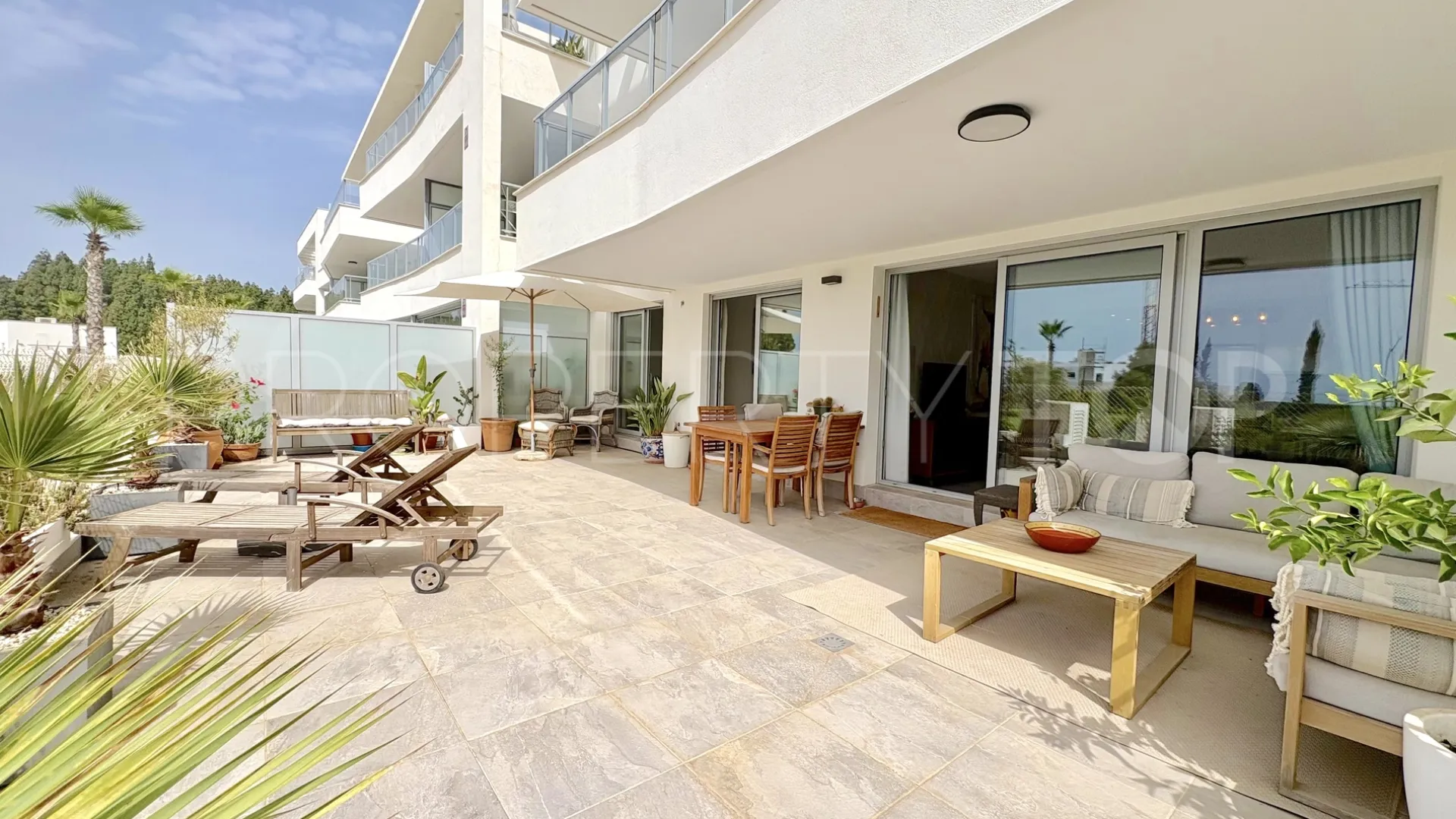 2 bedrooms ground floor apartment in El Chaparral for sale