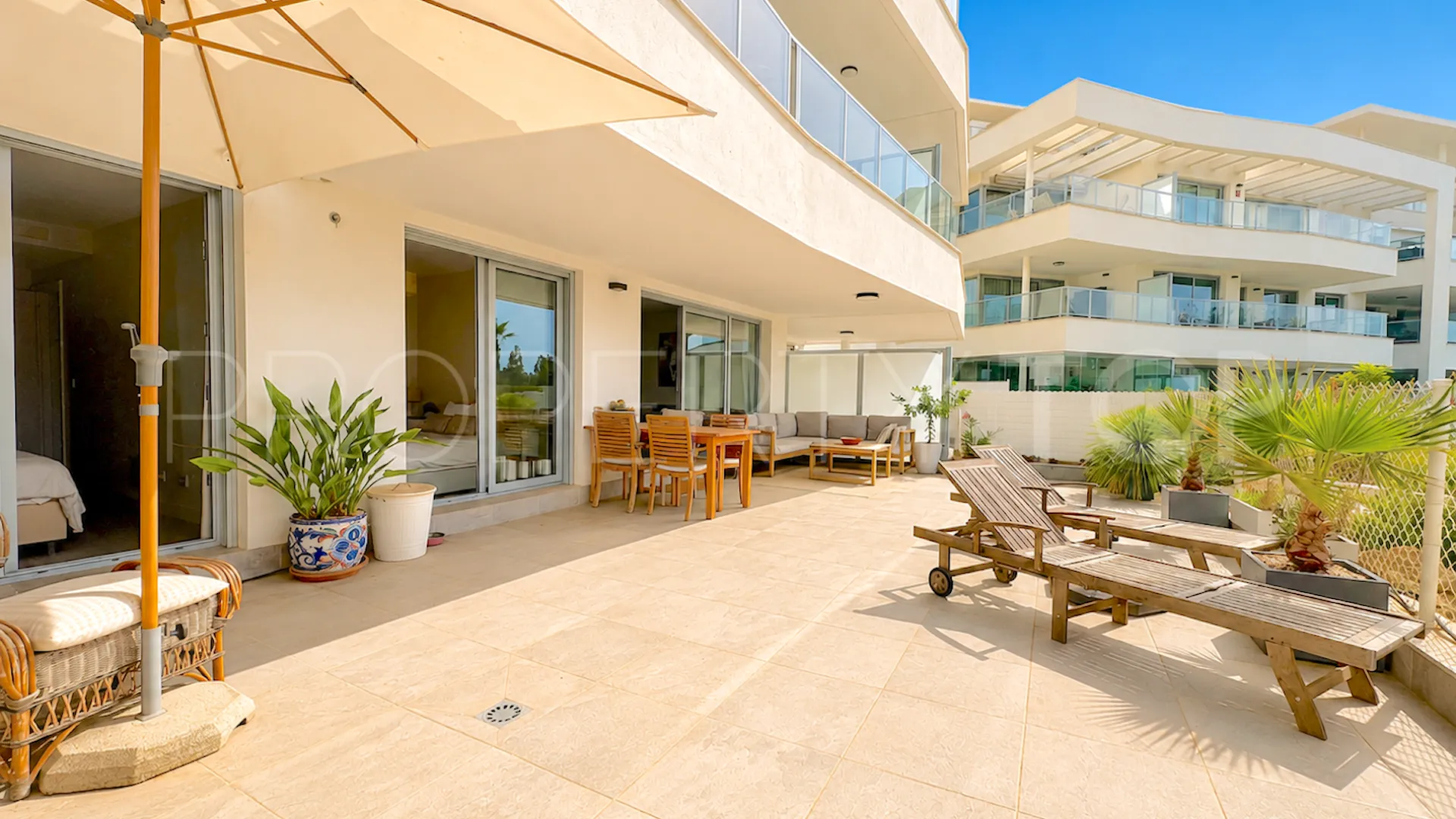 2 bedrooms ground floor apartment in El Chaparral for sale
