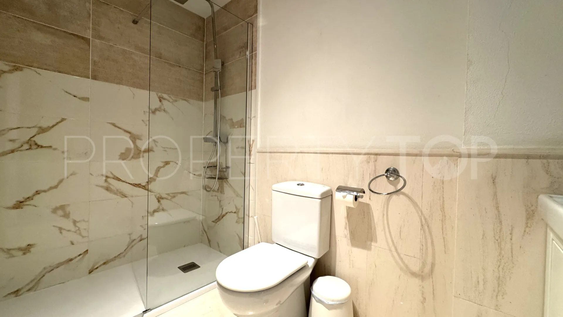 For sale Calahonda ground floor apartment