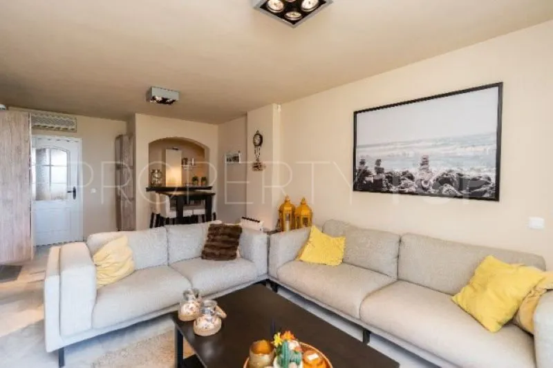 Calahonda ground floor apartment for sale