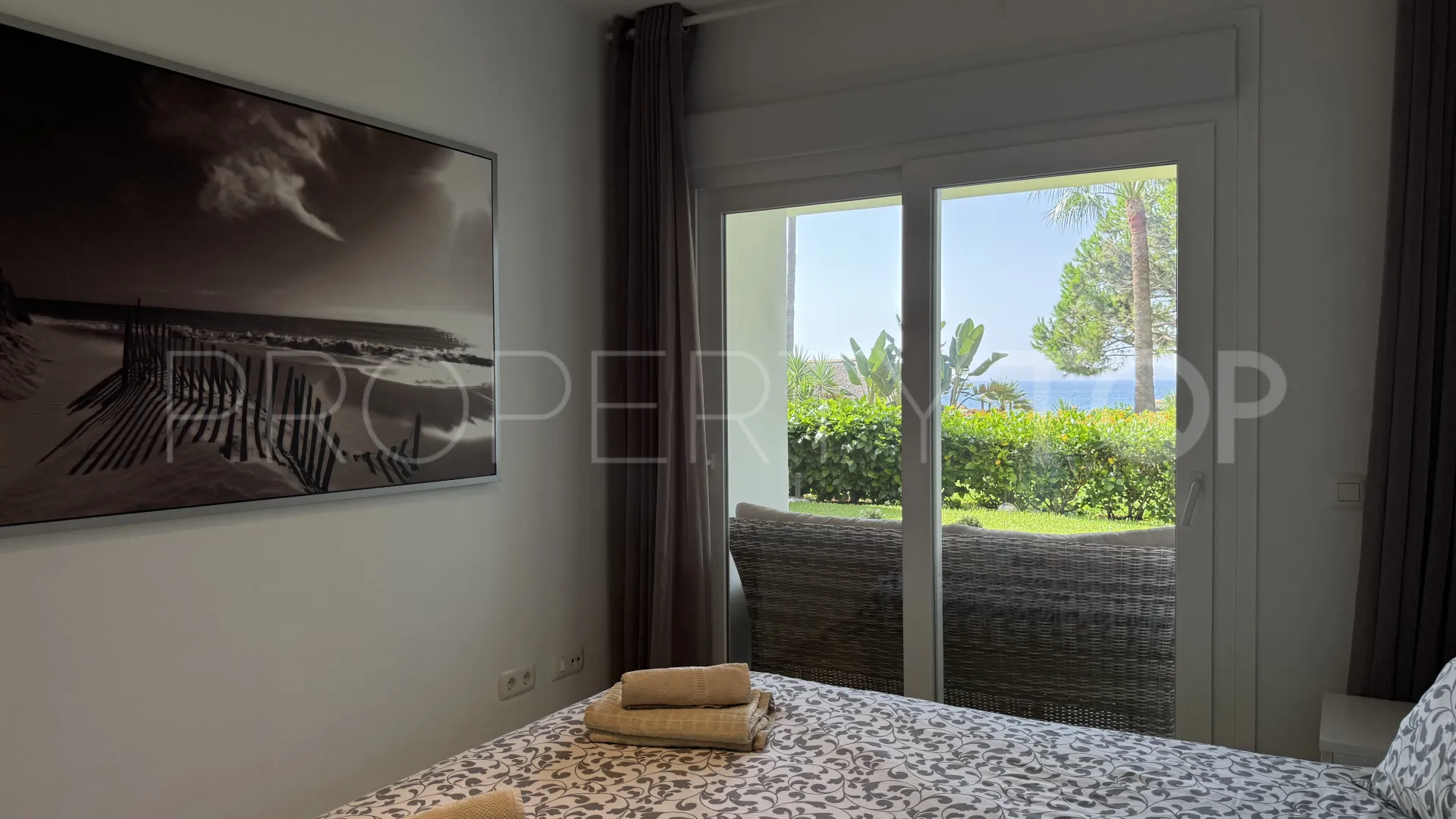 For sale Calahonda ground floor apartment