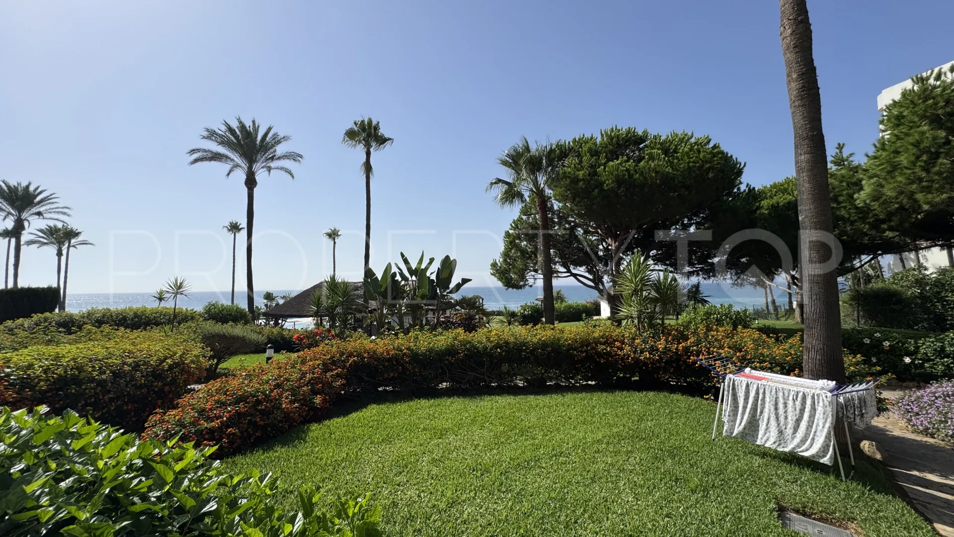 For sale Calahonda ground floor apartment