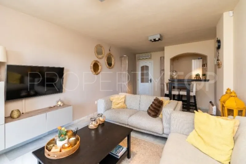 Calahonda ground floor apartment for sale