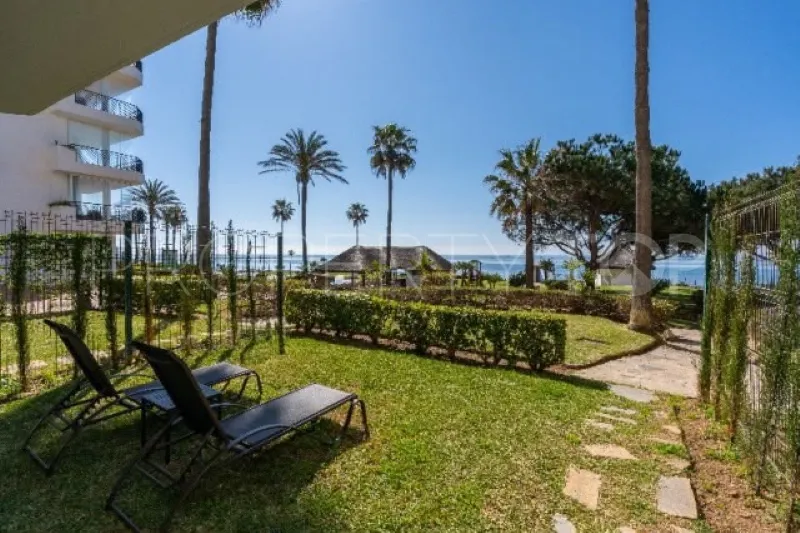 Calahonda ground floor apartment for sale
