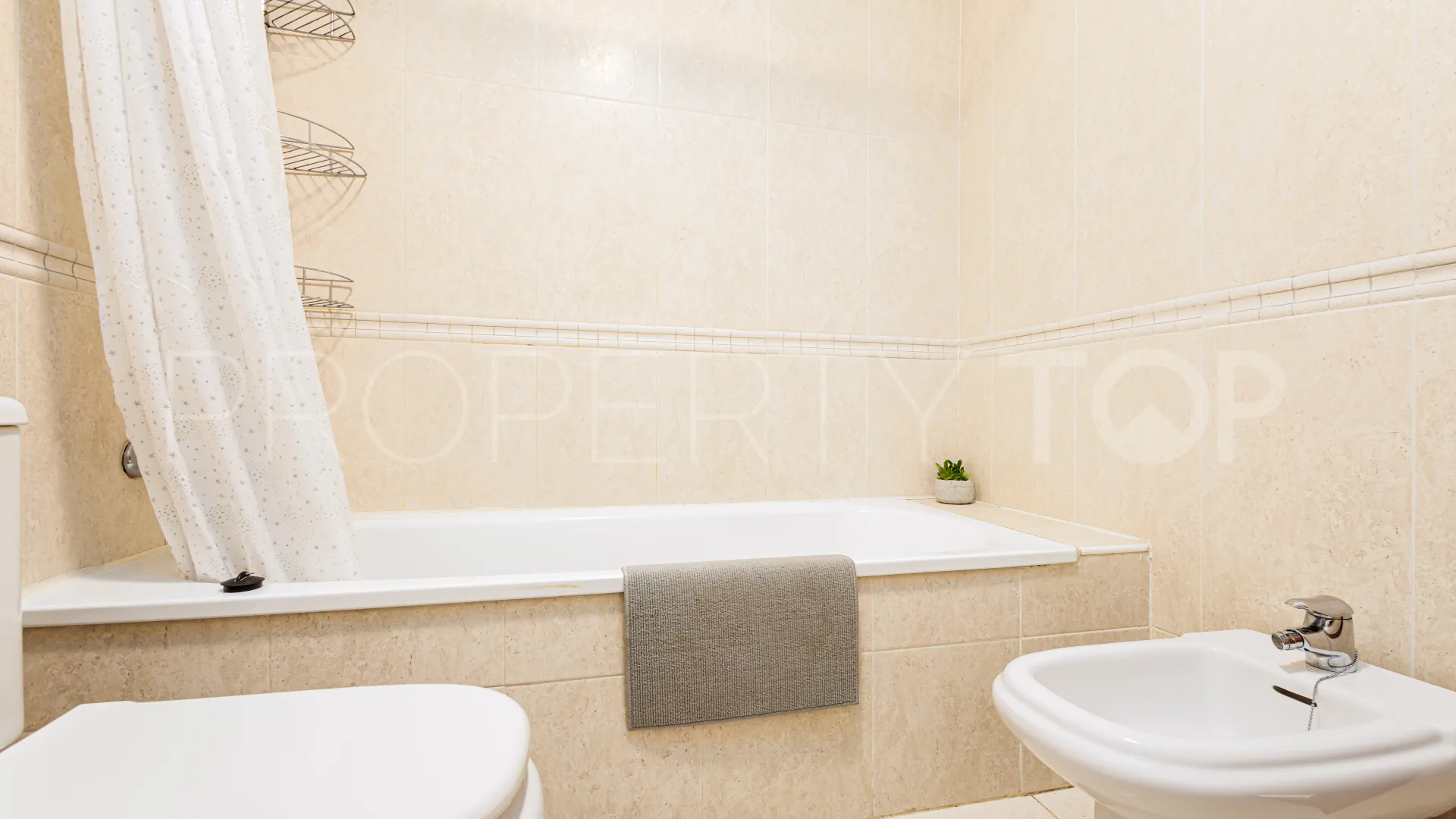 For sale Alhaurin Golf town house with 3 bedrooms