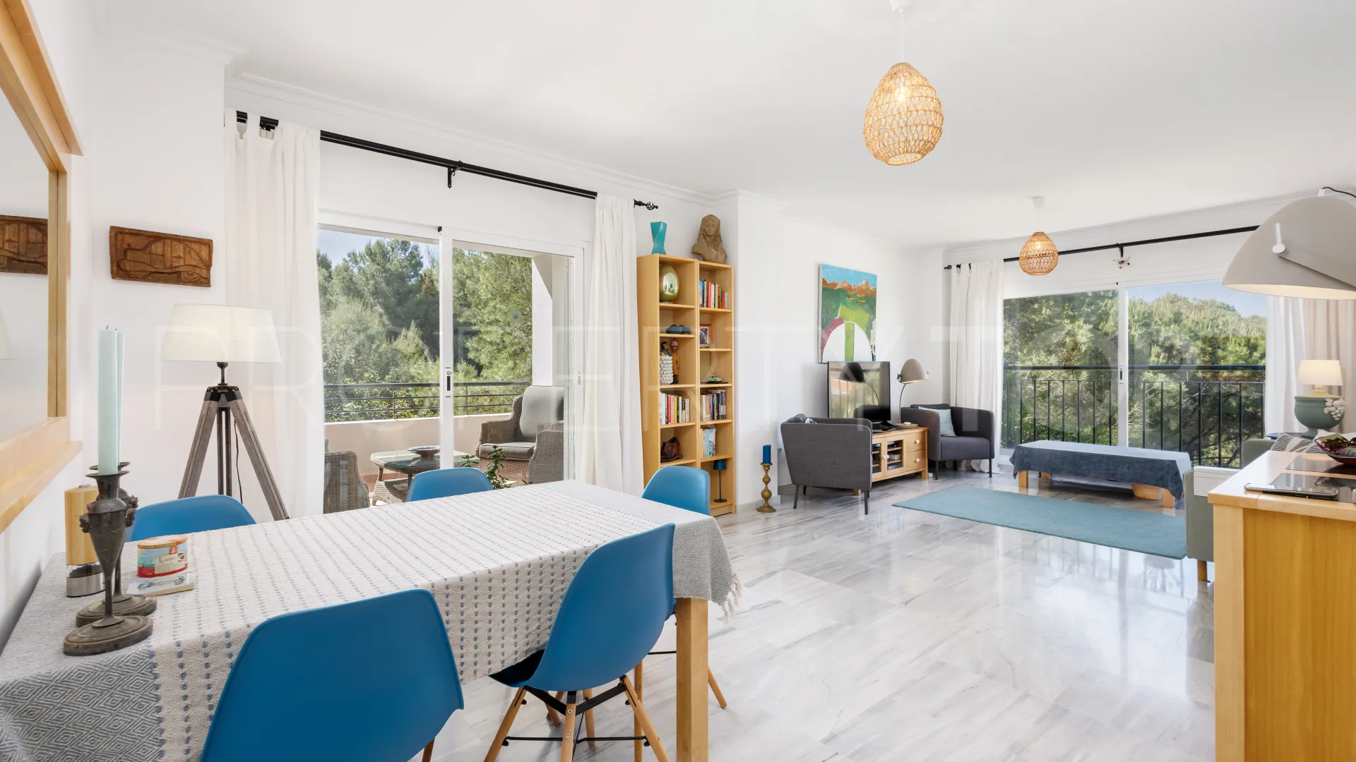 Buy ground floor apartment in Alhaurin Golf with 3 bedrooms