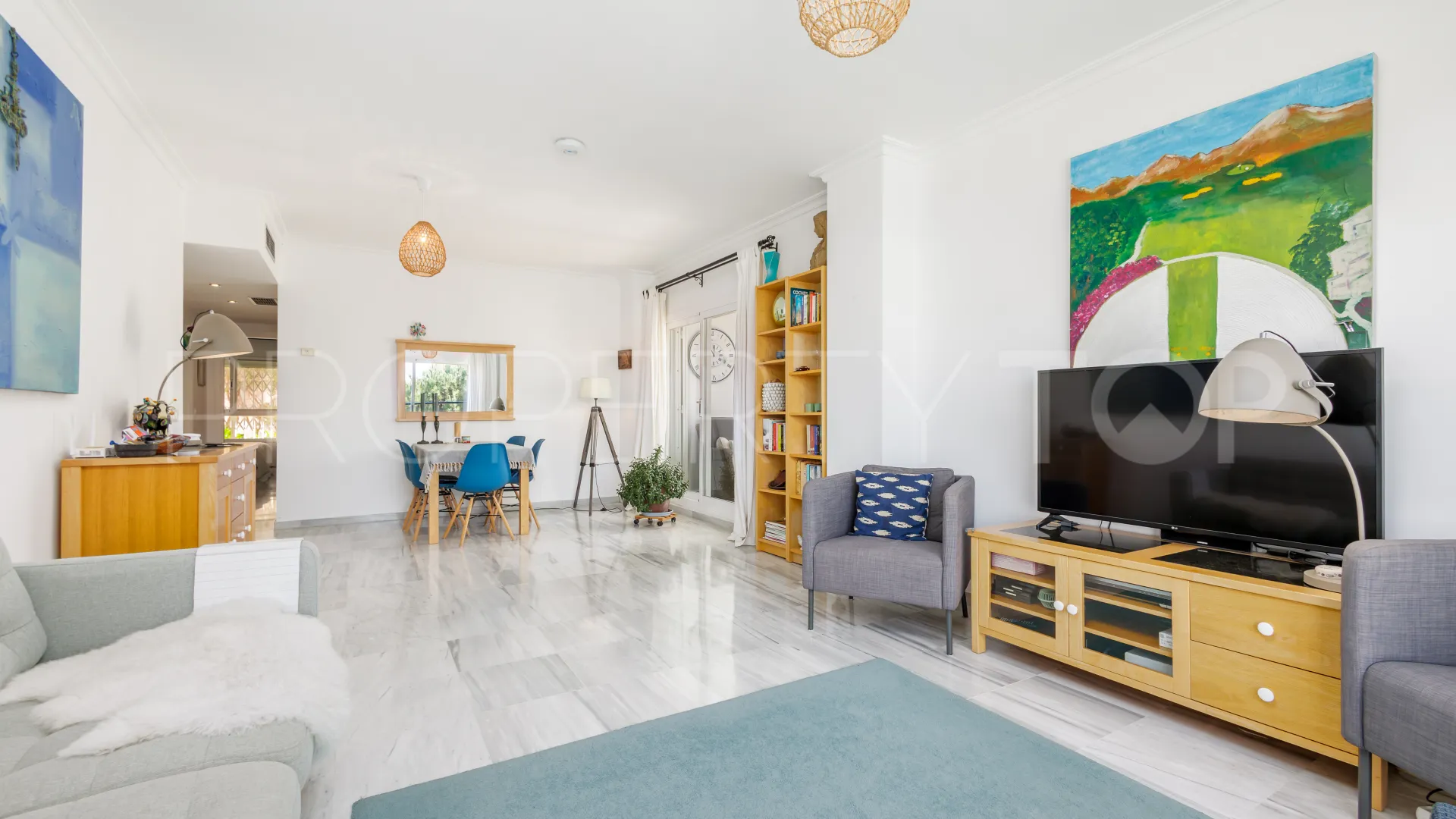 Buy ground floor apartment in Alhaurin Golf with 3 bedrooms