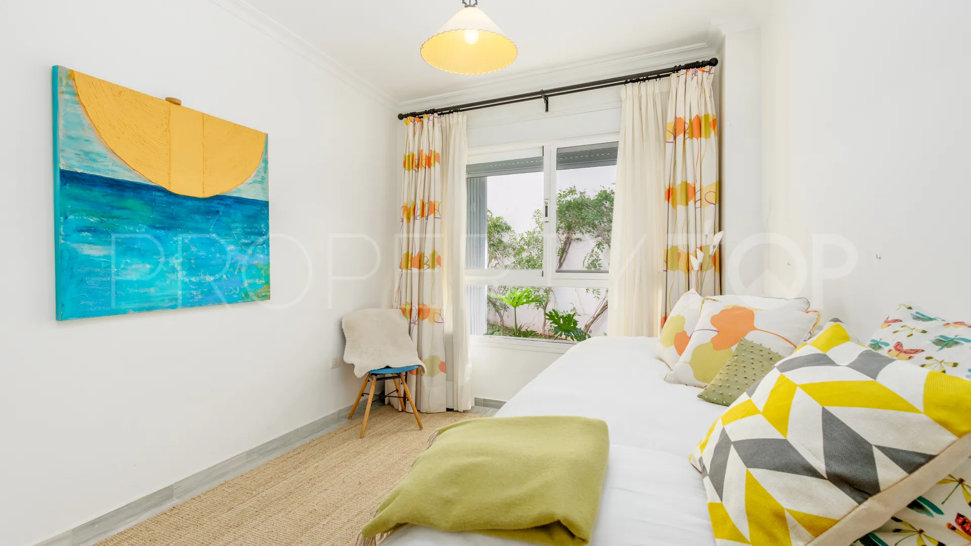 Buy ground floor apartment in Alhaurin Golf with 3 bedrooms