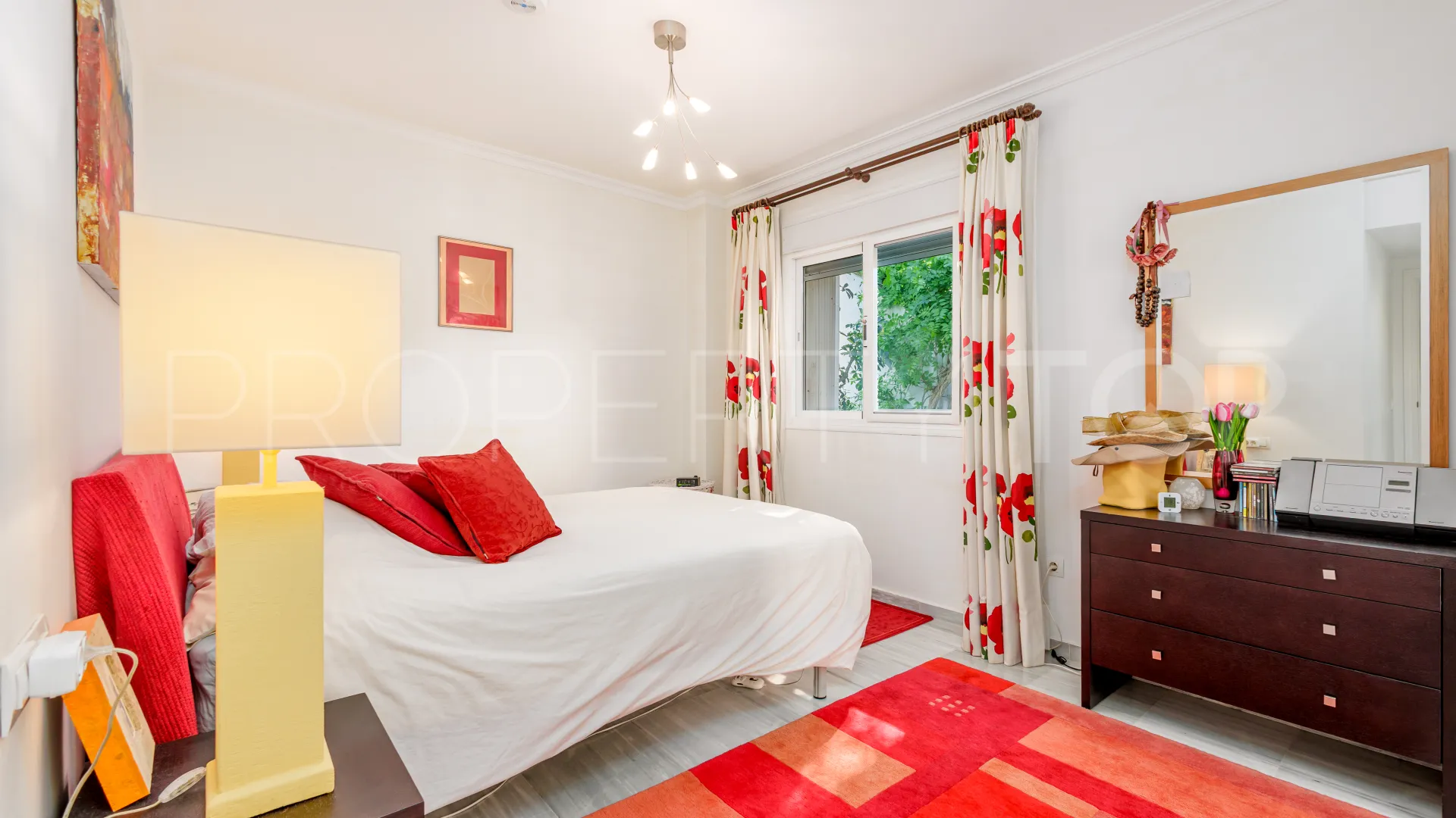 Buy ground floor apartment in Alhaurin Golf with 3 bedrooms