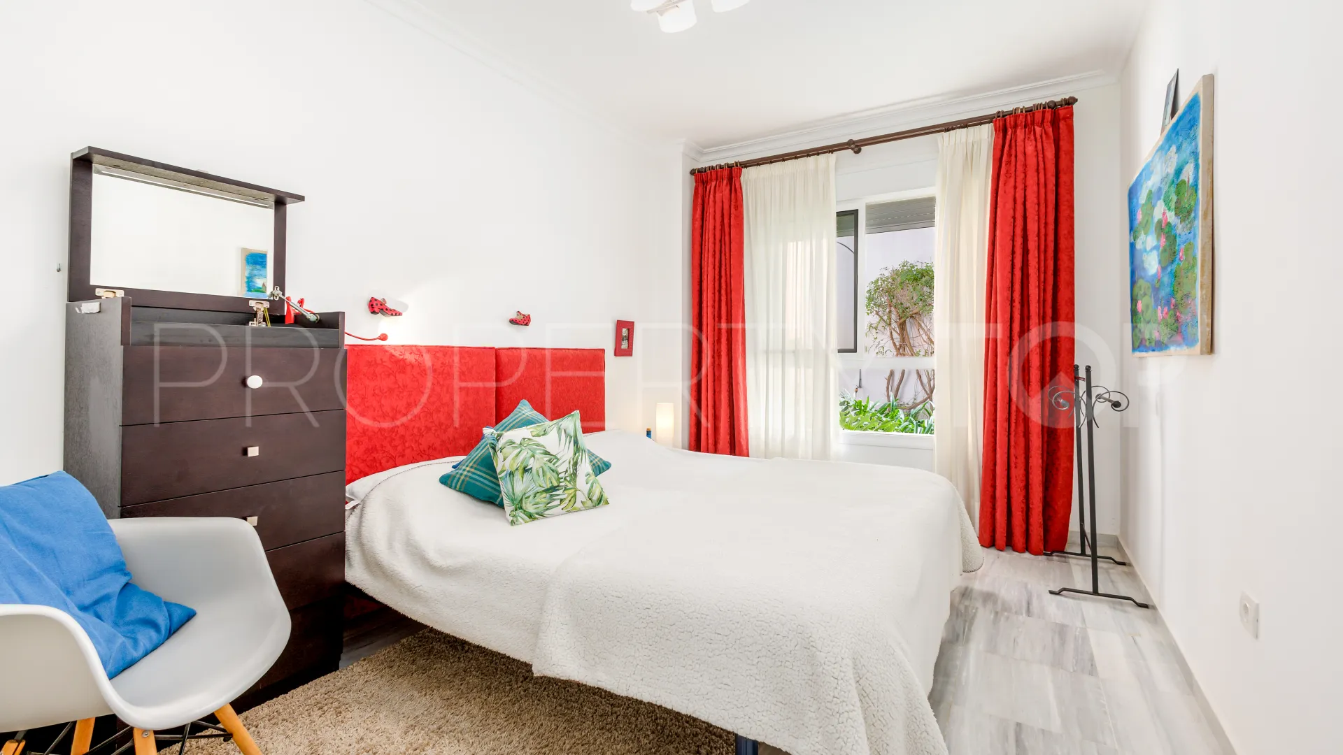 Buy ground floor apartment in Alhaurin Golf with 3 bedrooms