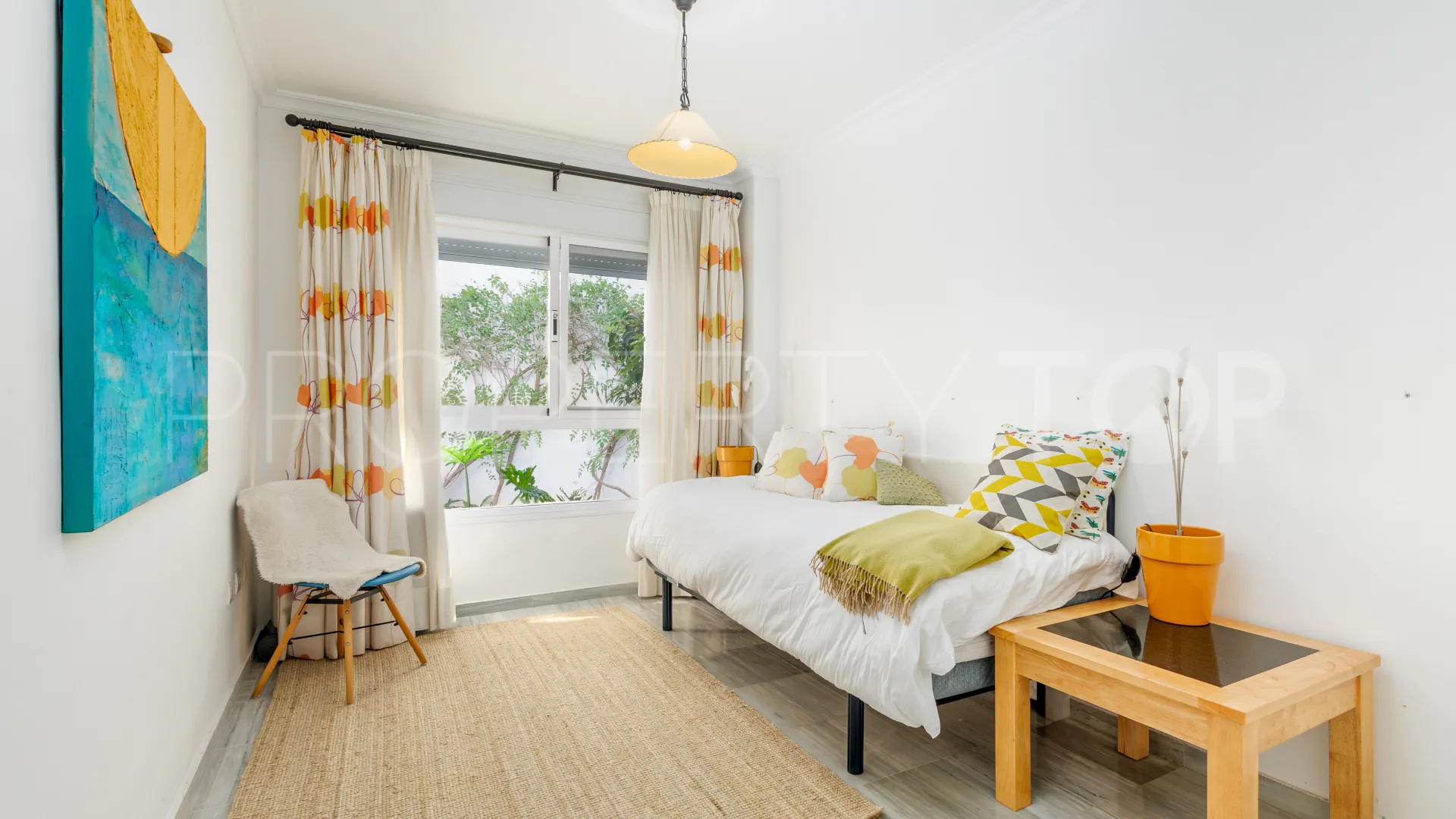 Buy ground floor apartment in Alhaurin Golf with 3 bedrooms