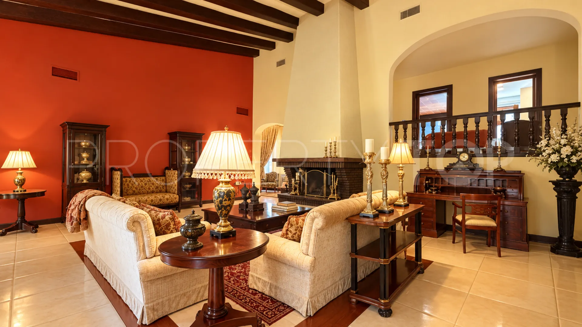 For sale house in Calahonda with 7 bedrooms