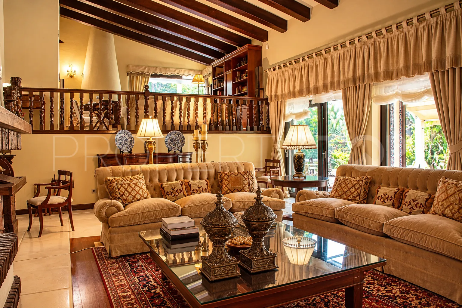 For sale house in Calahonda with 7 bedrooms