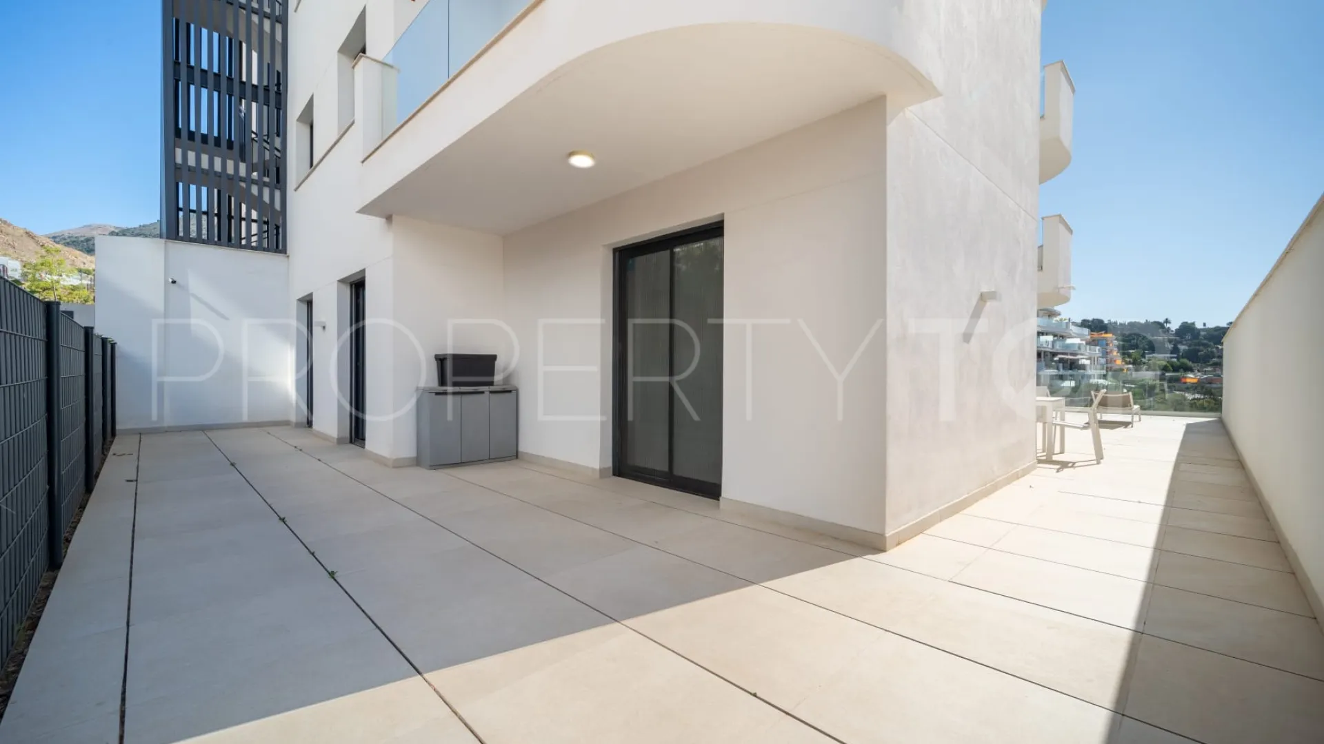 Apartamento planta baja en venta en El Higueron con 3 dormitorios