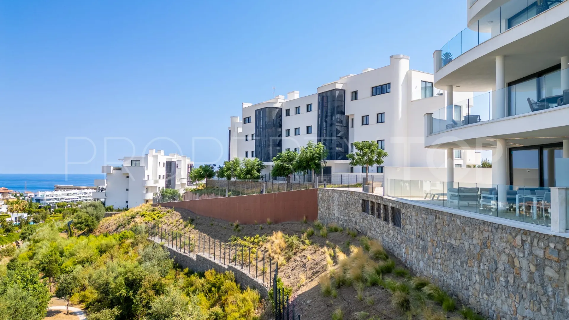 Apartamento planta baja en venta en El Higueron con 3 dormitorios