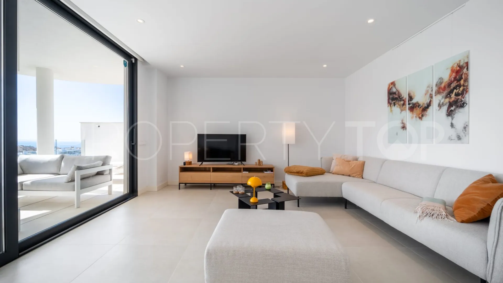 Apartamento planta baja en venta en El Higueron con 3 dormitorios