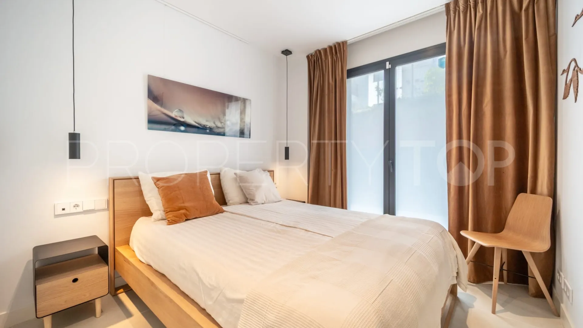 Apartamento planta baja en venta en El Higueron con 3 dormitorios