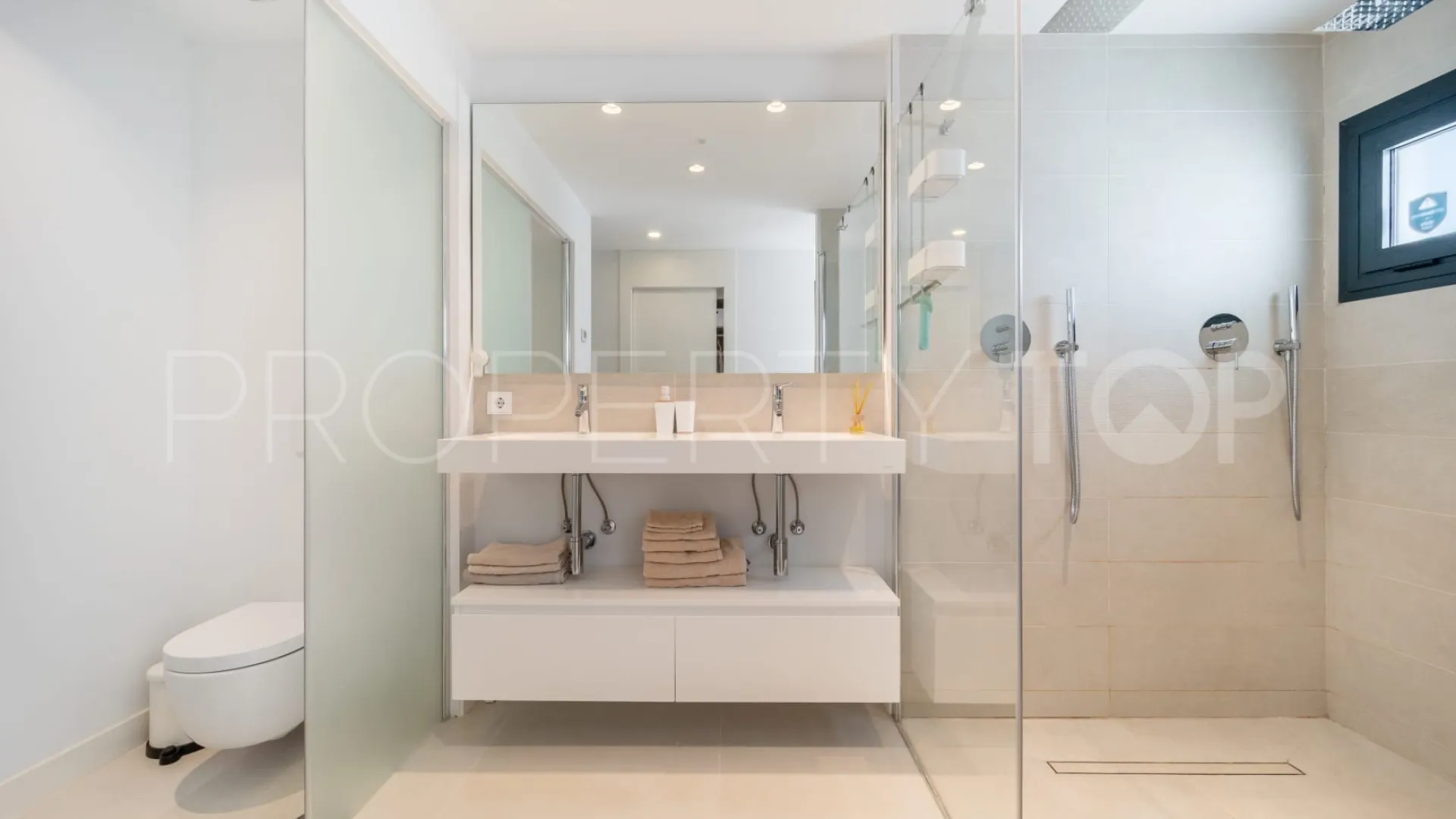 Apartamento planta baja en venta en El Higueron con 3 dormitorios