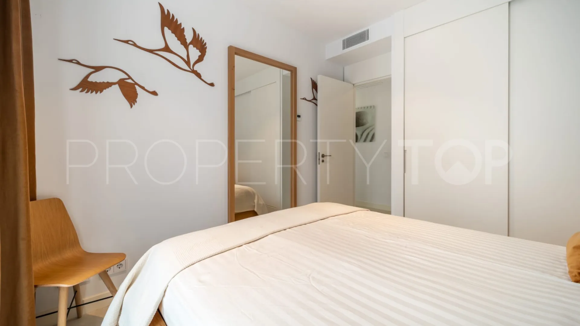 Apartamento planta baja en venta en El Higueron con 3 dormitorios
