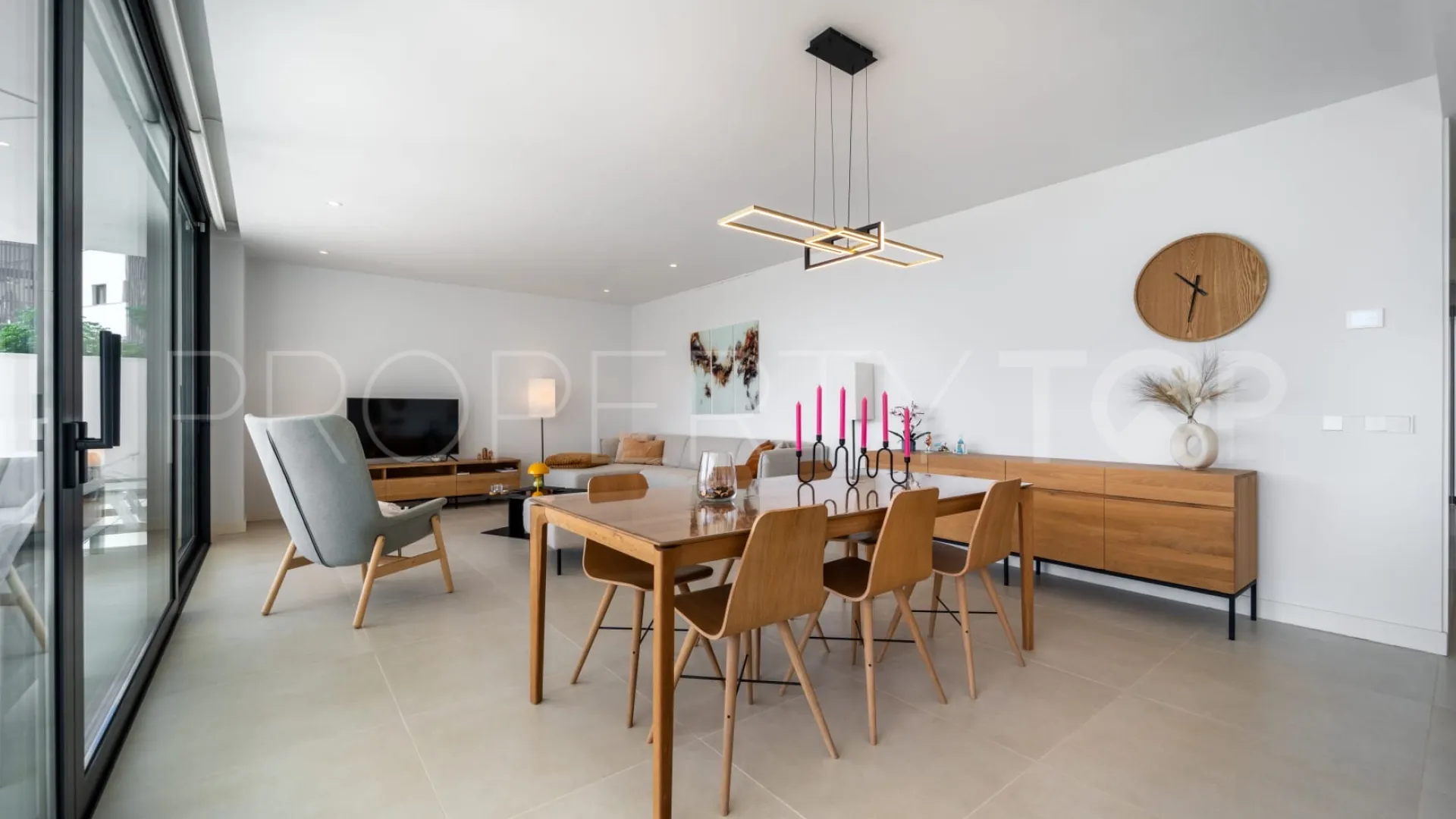 Apartamento planta baja en venta en El Higueron con 3 dormitorios