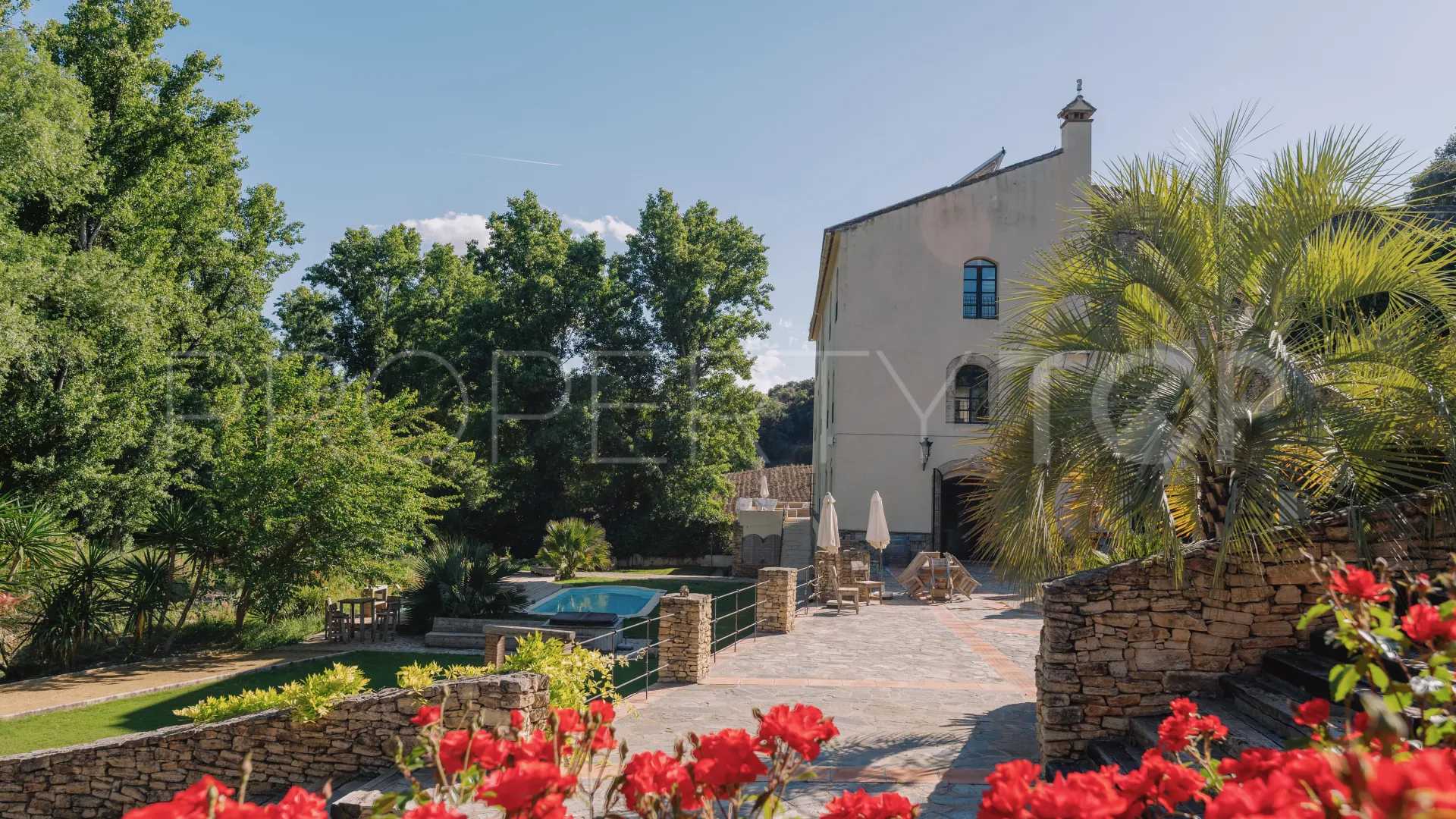 Setenil de las Bodegas, finca con 6 dormitorios en venta
