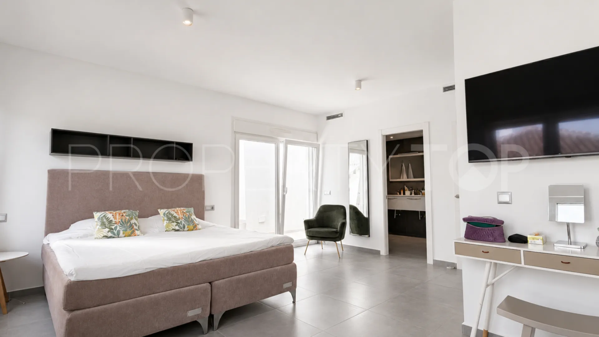 4 bedrooms villa for sale in Cala de Mijas