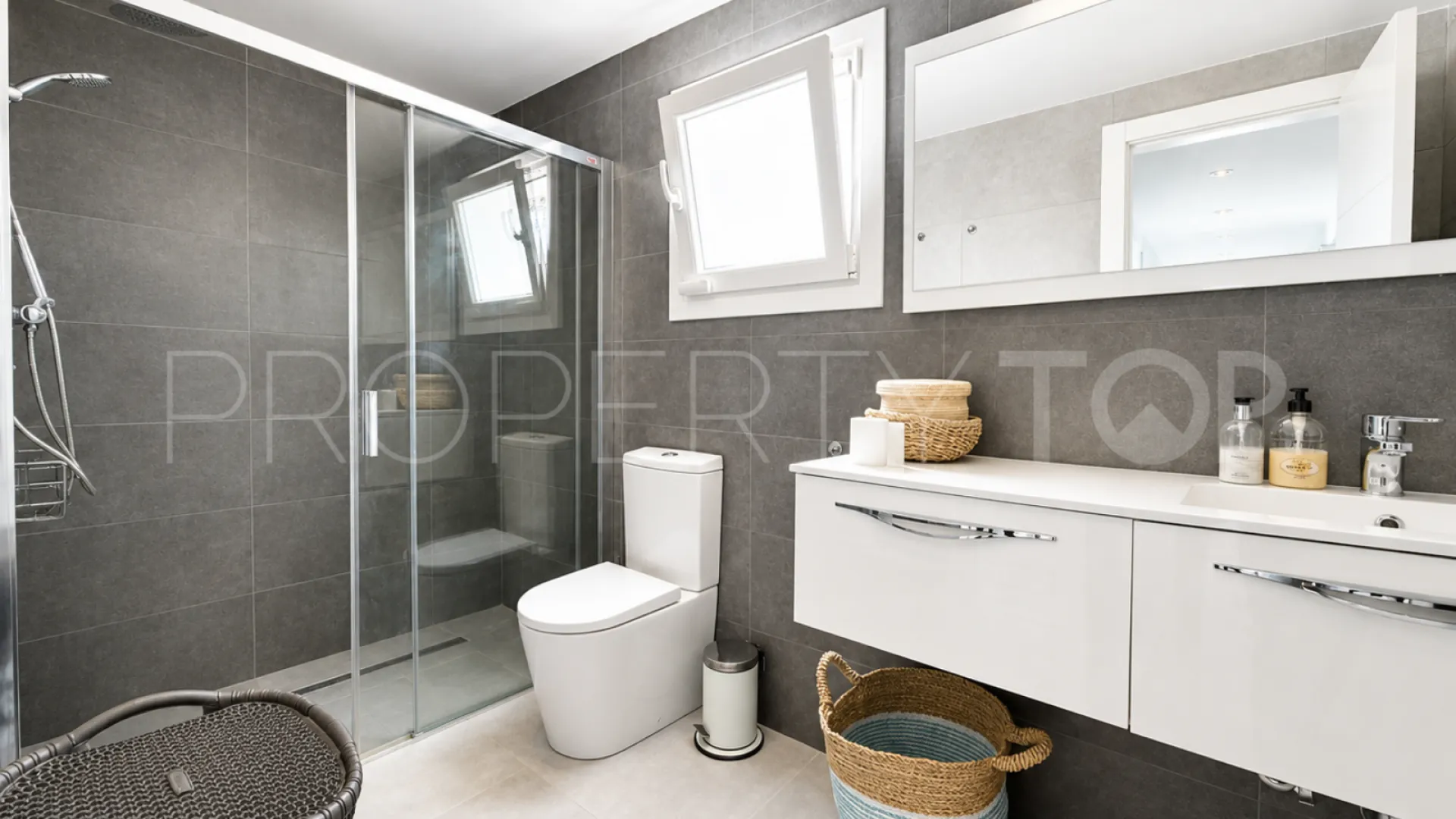 4 bedrooms villa for sale in Cala de Mijas