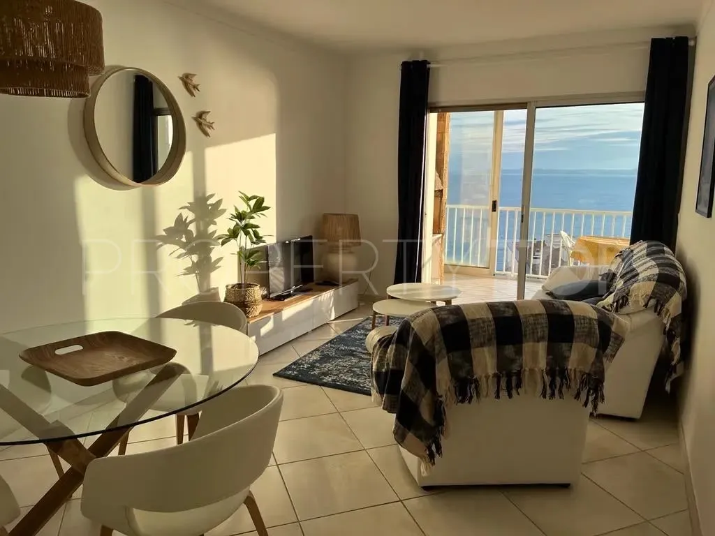 Comprar apartamento de 2 dormitorios en Roses