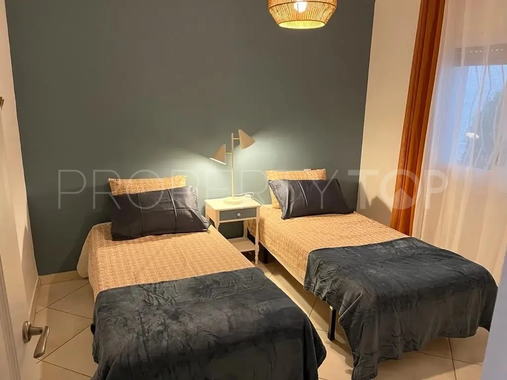 Comprar apartamento de 2 dormitorios en Roses