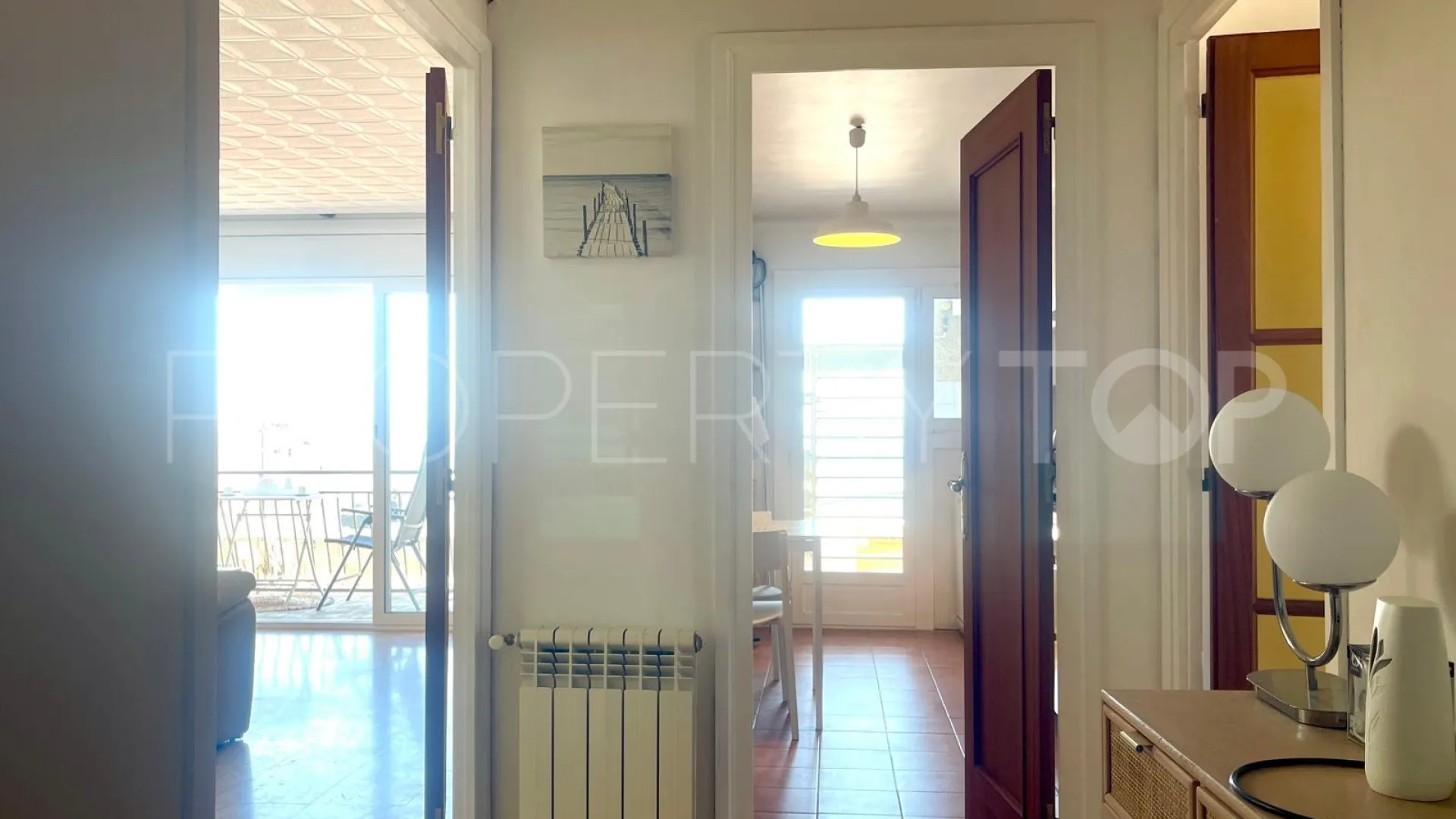 Se vende apartamento con 4 dormitorios en Roses