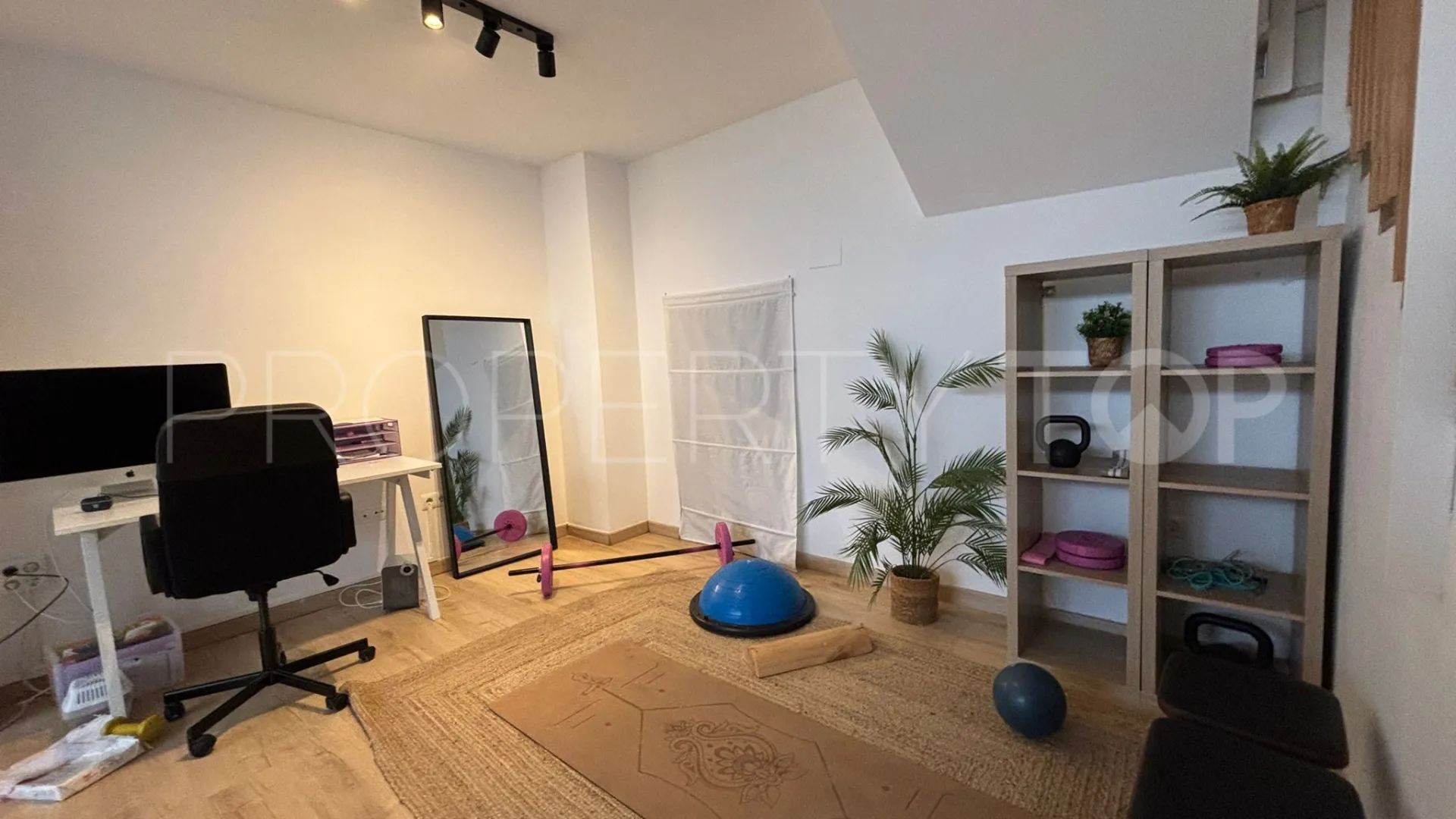 For sale town house in Riviera del Sol with 3 bedrooms