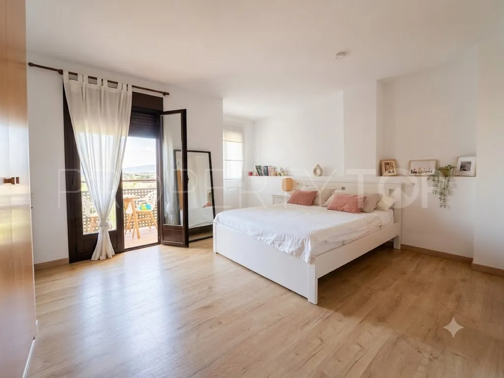 For sale town house in Riviera del Sol with 3 bedrooms