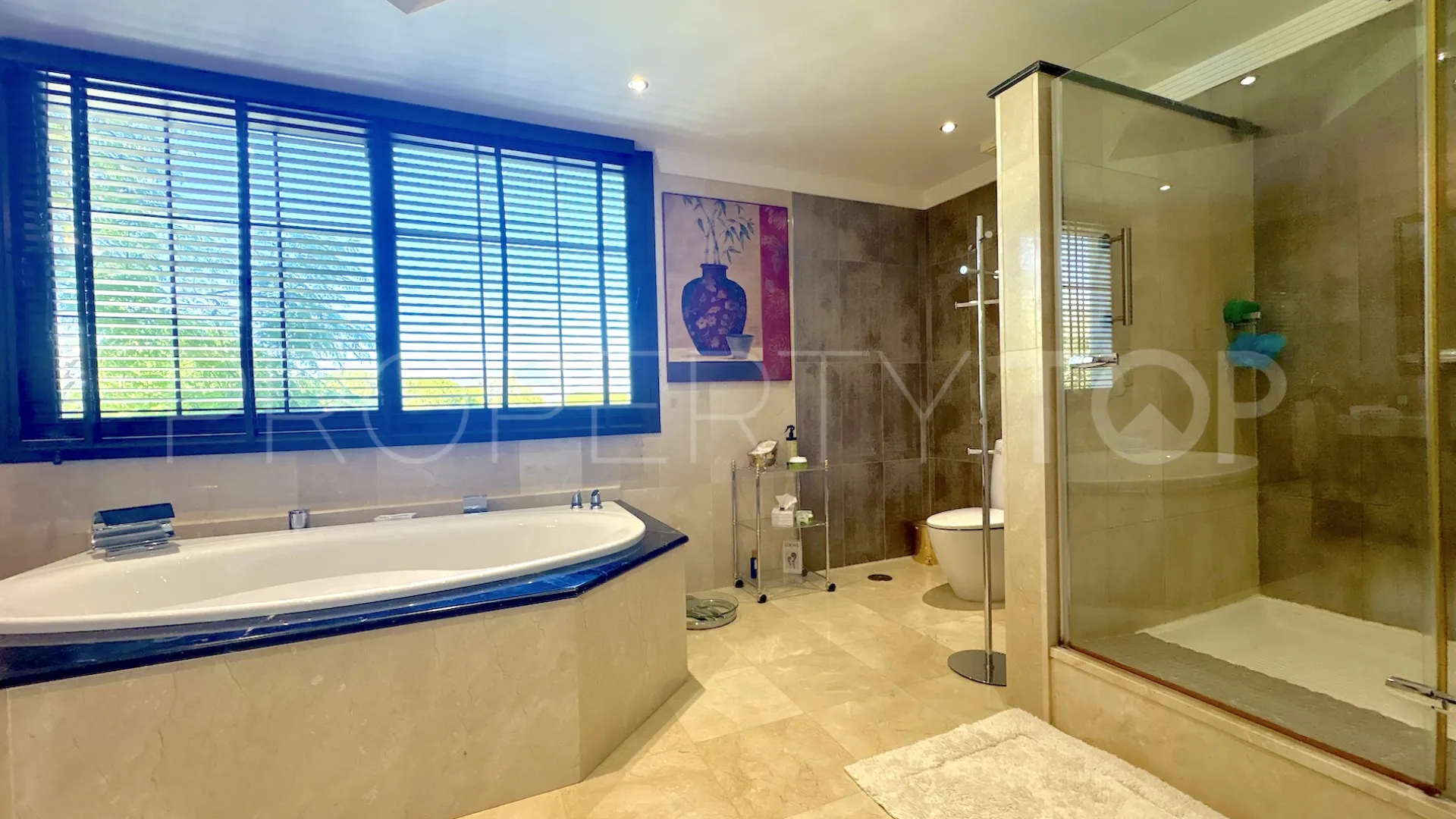 Se vende villa de 4 dormitorios en La Cala Golf Resort