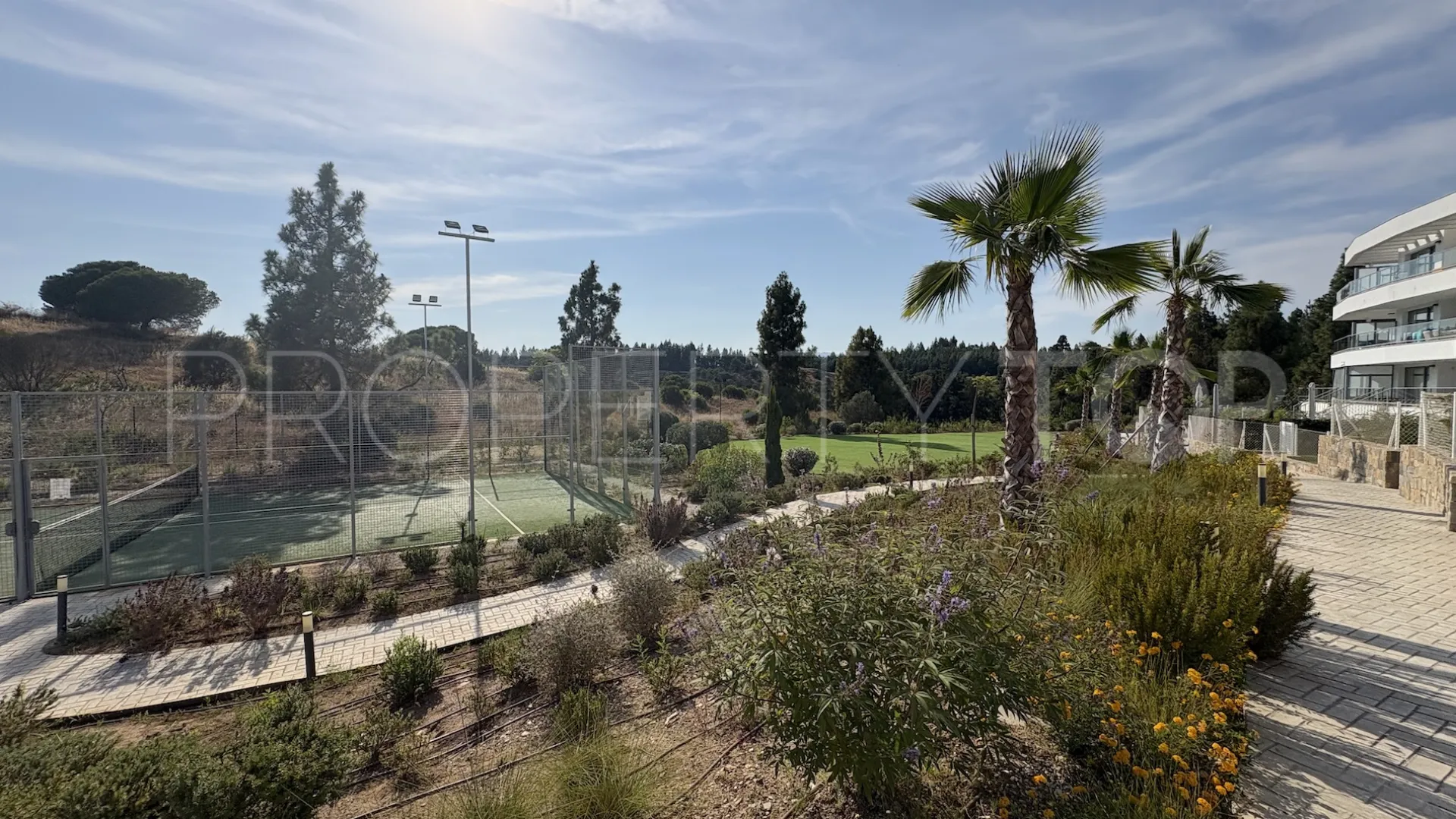 Ground floor apartment for sale in El Chaparral