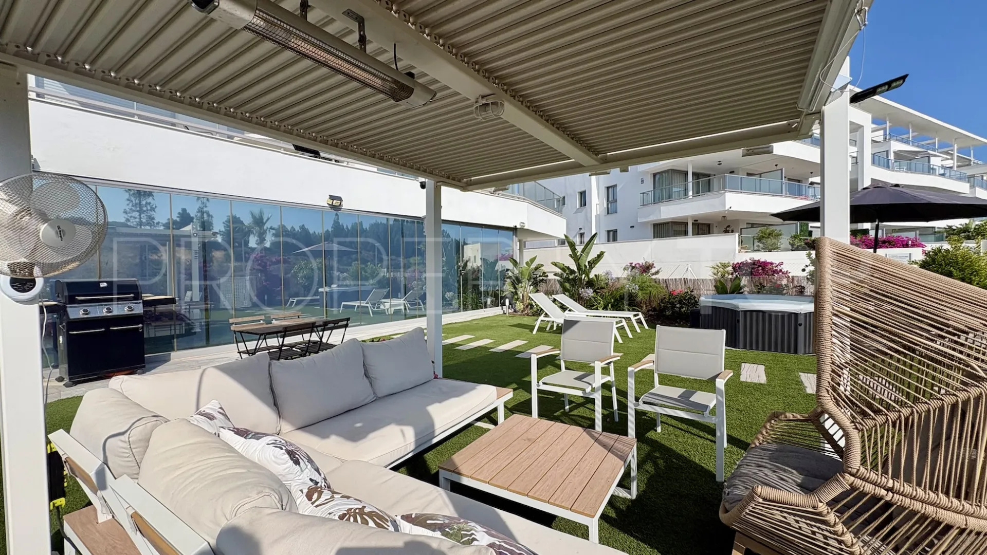 Ground floor apartment for sale in El Chaparral