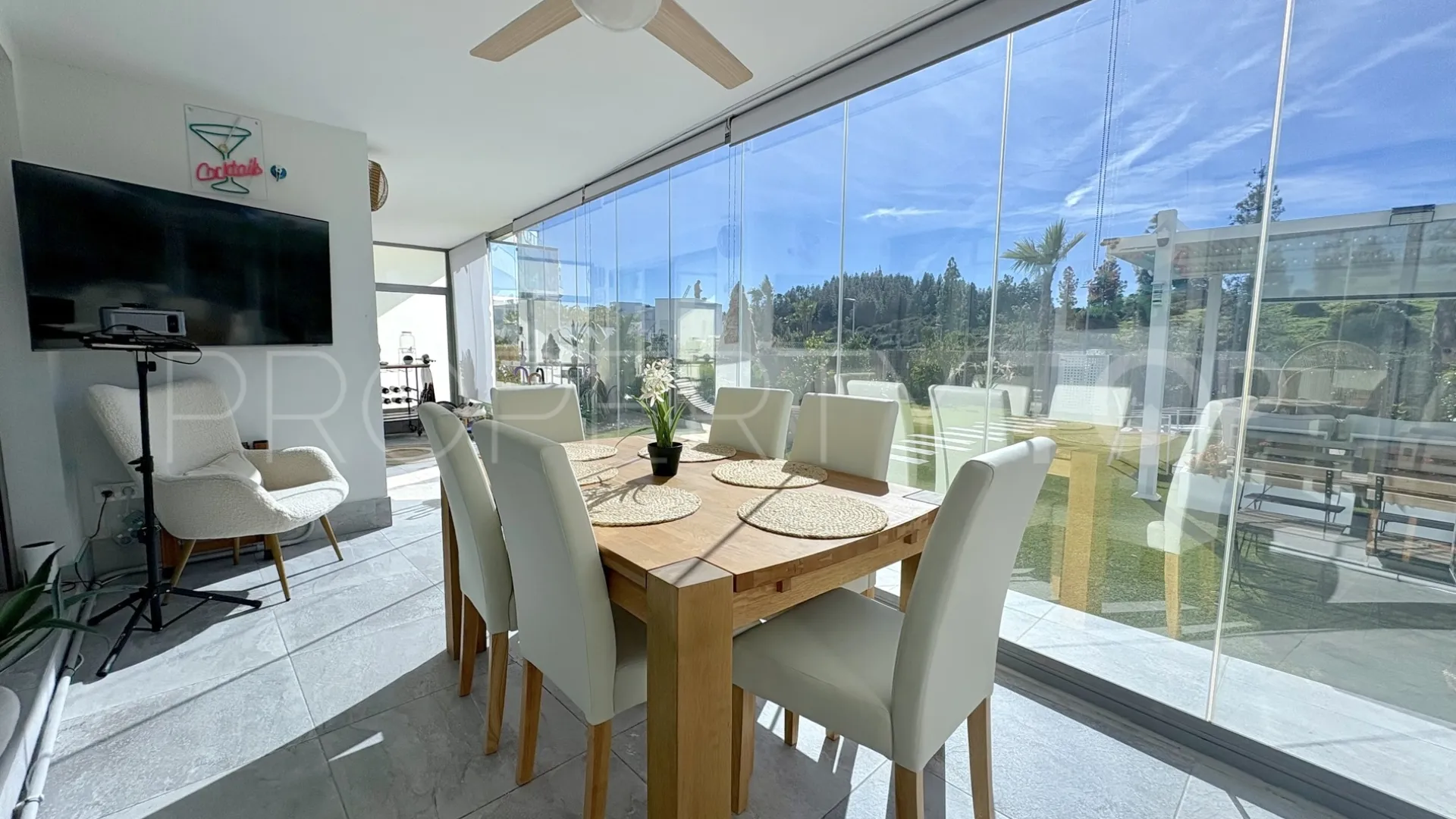 Ground floor apartment for sale in El Chaparral