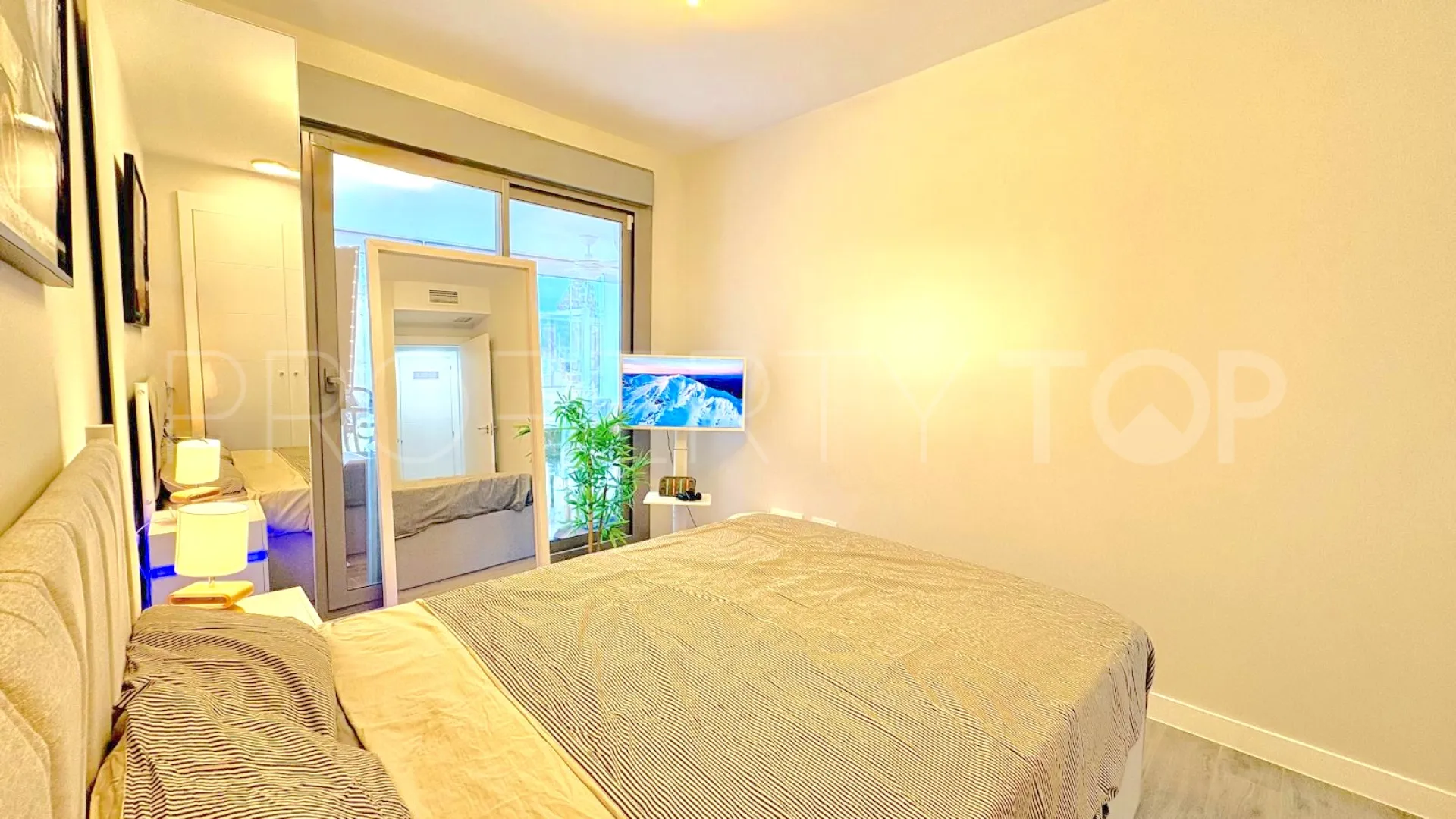 Ground floor apartment for sale in El Chaparral