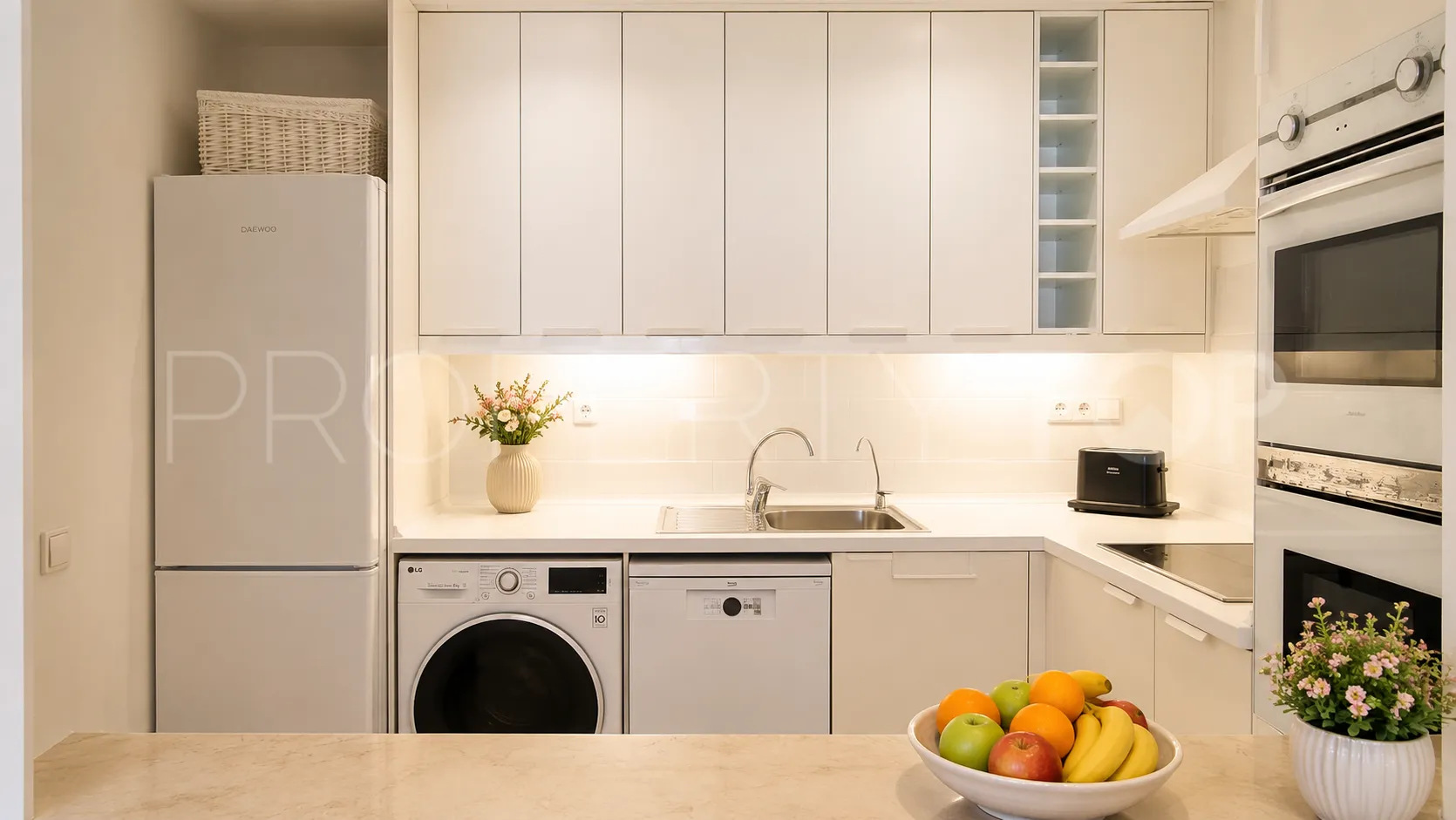 For sale apartment with 1 bedroom in Marbella - Puerto Banus