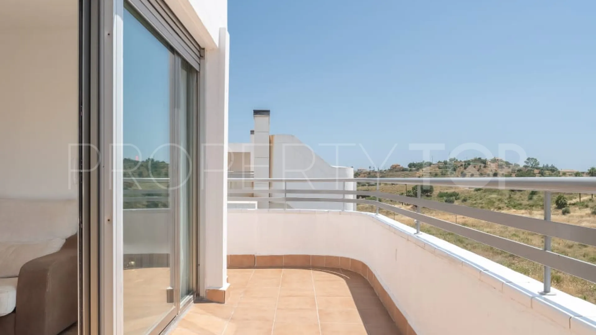 Duplex penthouse for sale in Cala de Mijas with 3 bedrooms