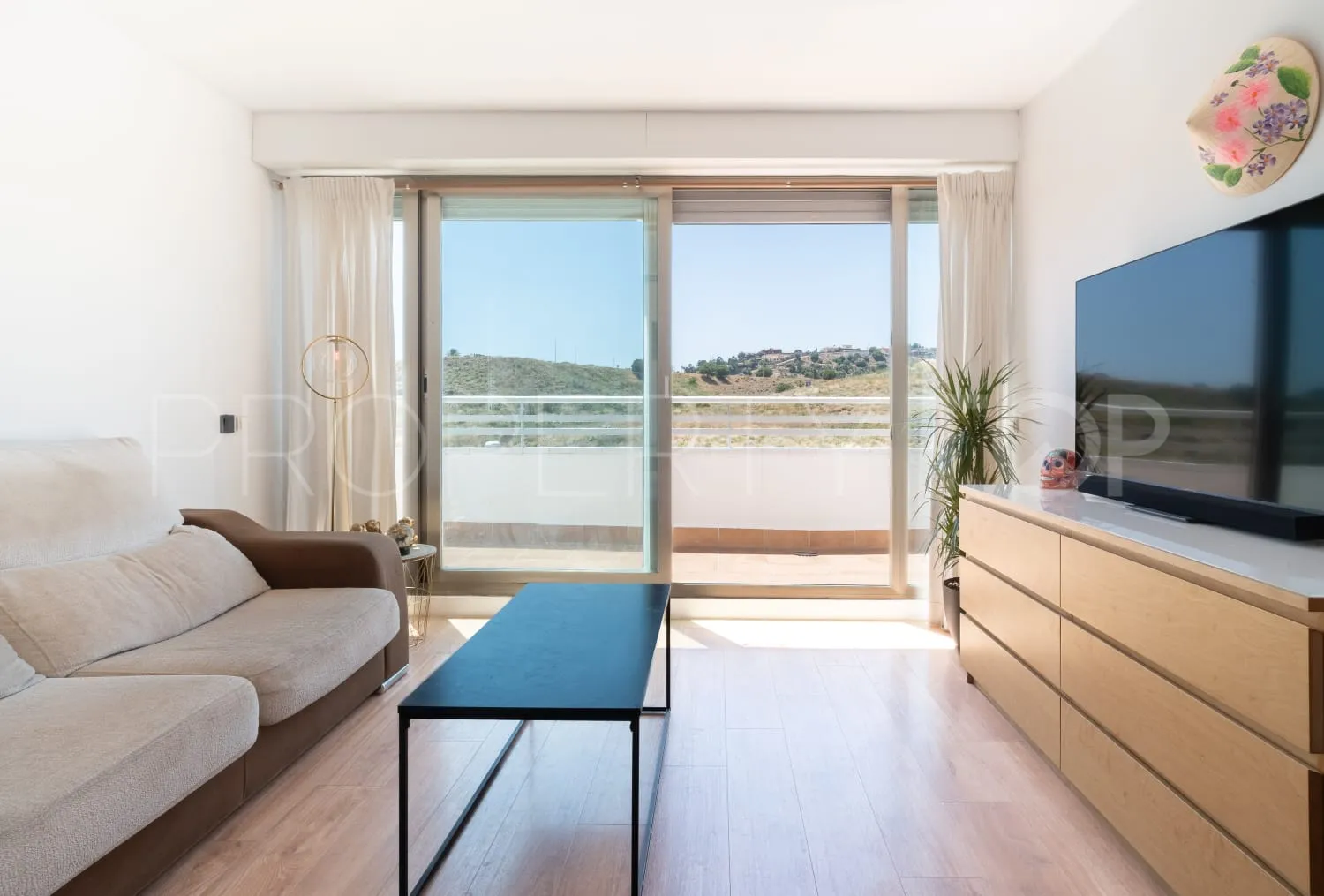 Duplex penthouse for sale in Cala de Mijas with 3 bedrooms