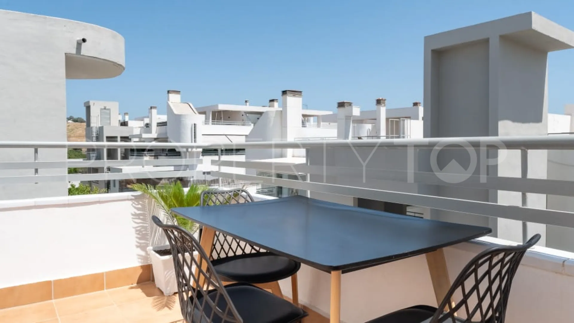 Duplex penthouse for sale in Cala de Mijas with 3 bedrooms