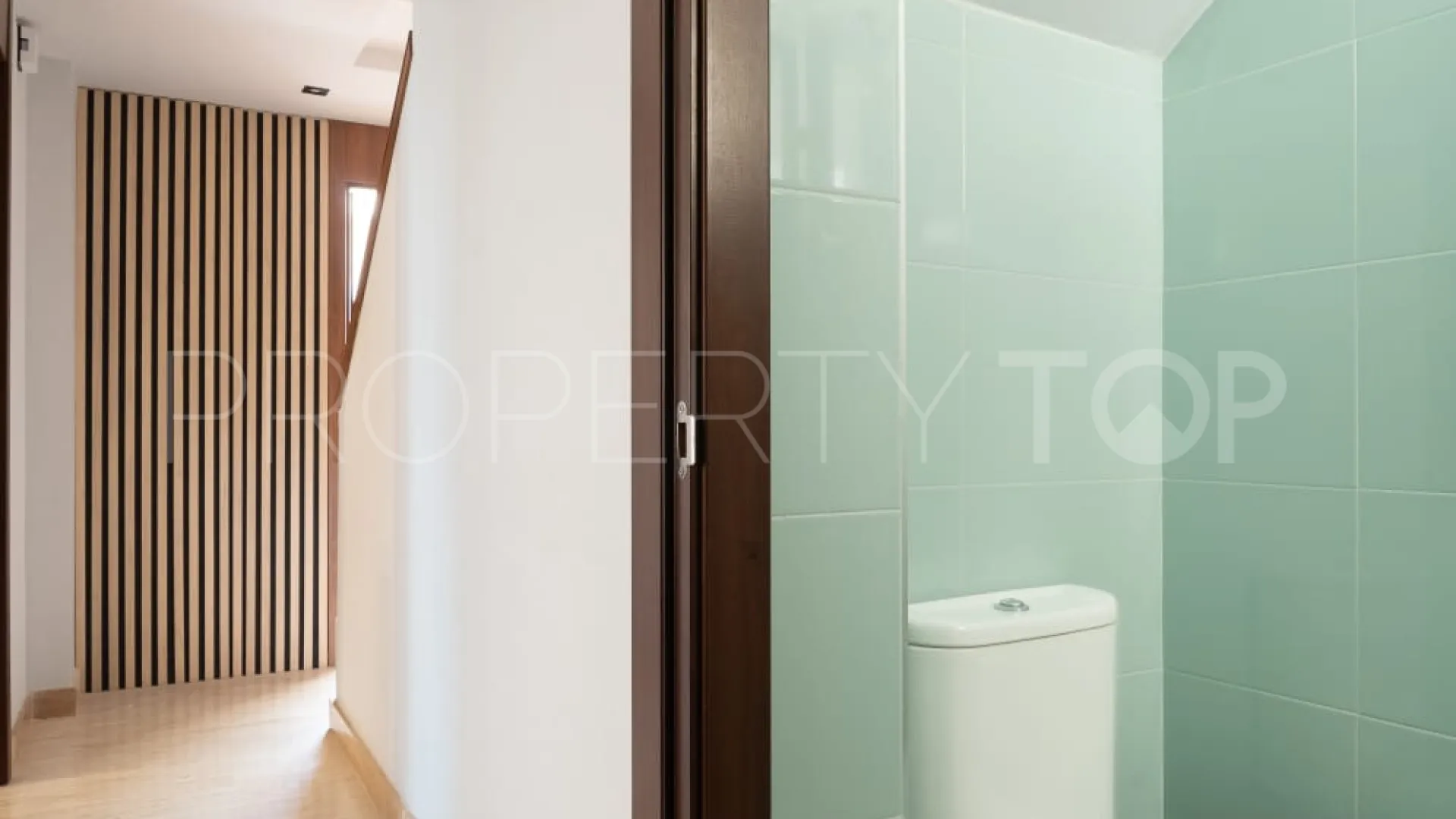 Duplex penthouse for sale in Cala de Mijas with 3 bedrooms