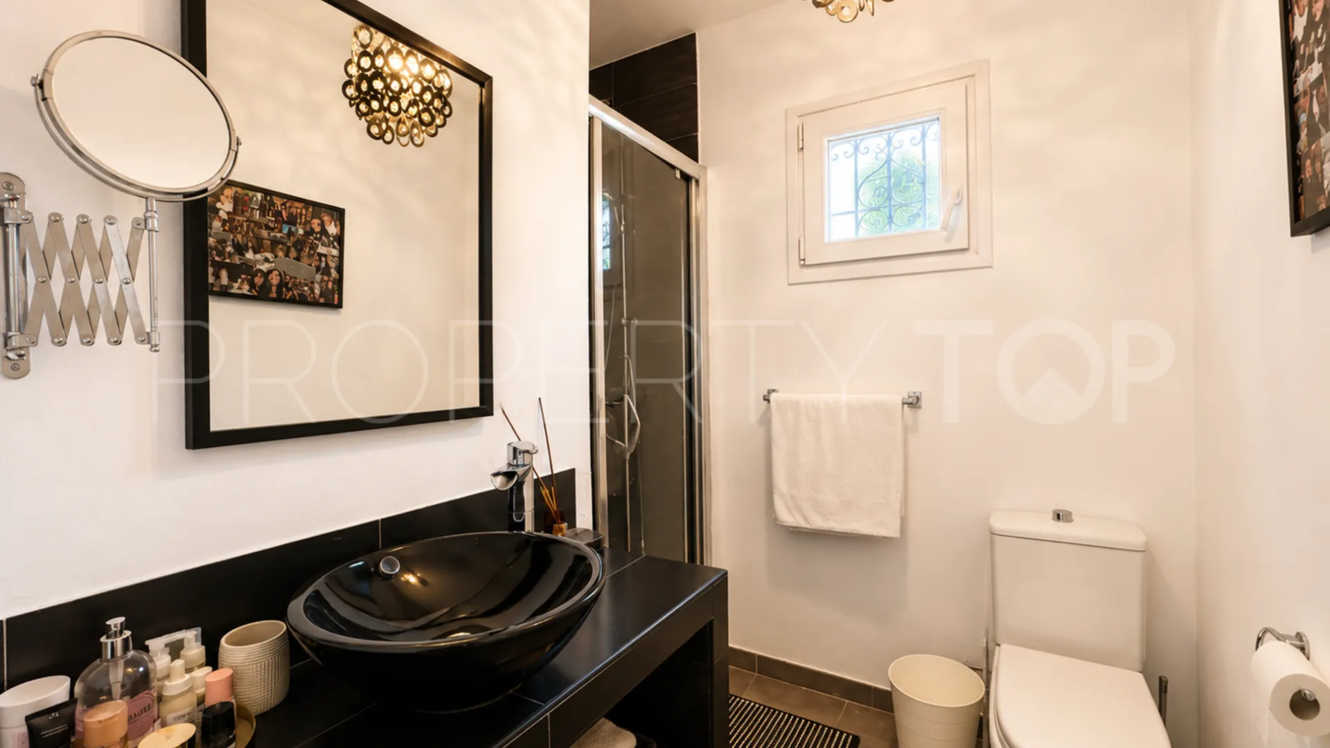 Las Farolas 6 bedrooms house for sale