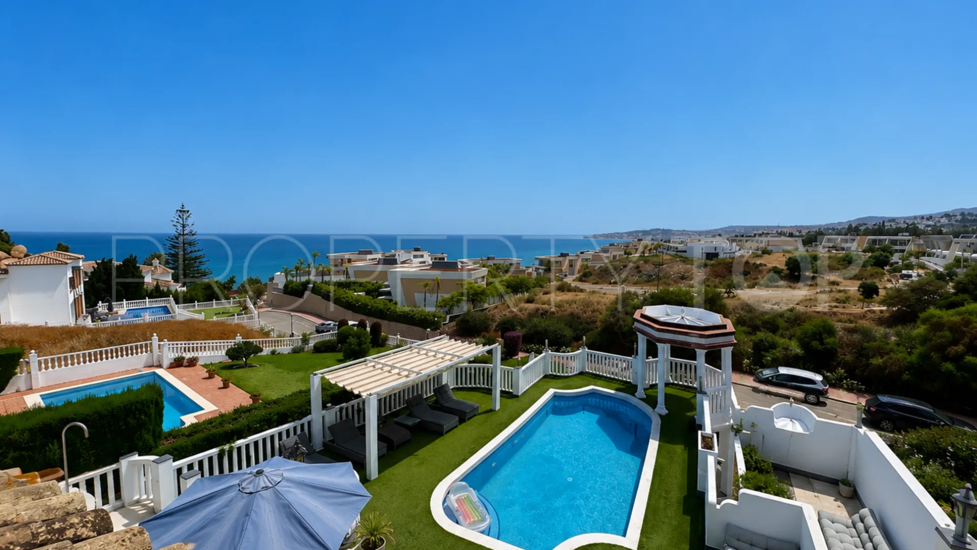 Las Farolas 6 bedrooms house for sale