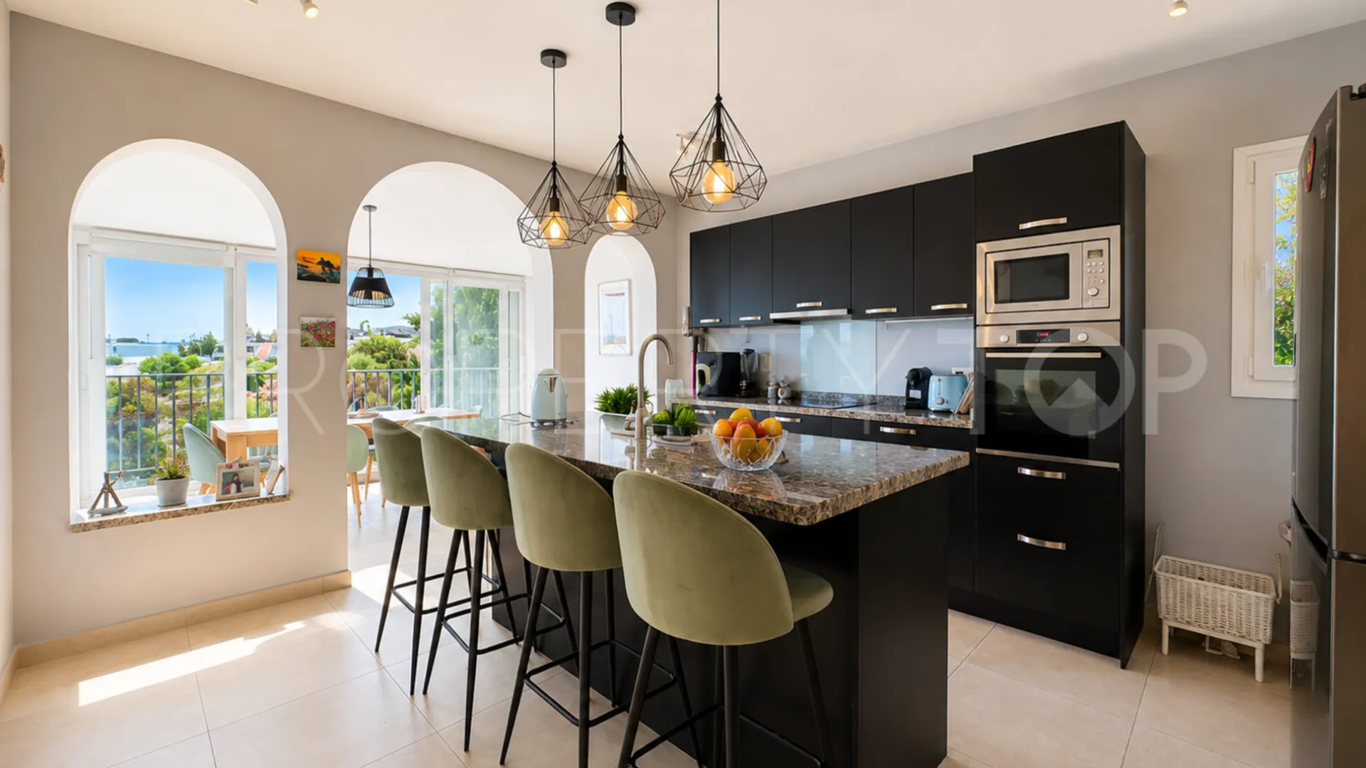 Las Farolas 6 bedrooms house for sale