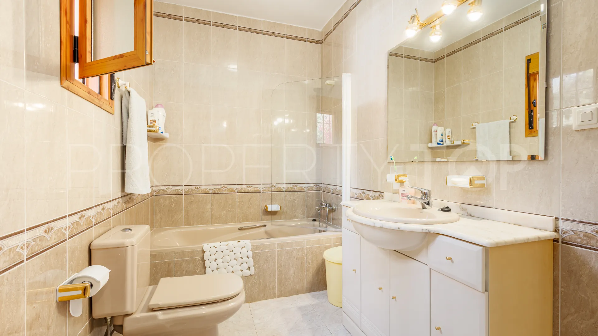 For sale Alhaurin el Grande 6 bedrooms villa
