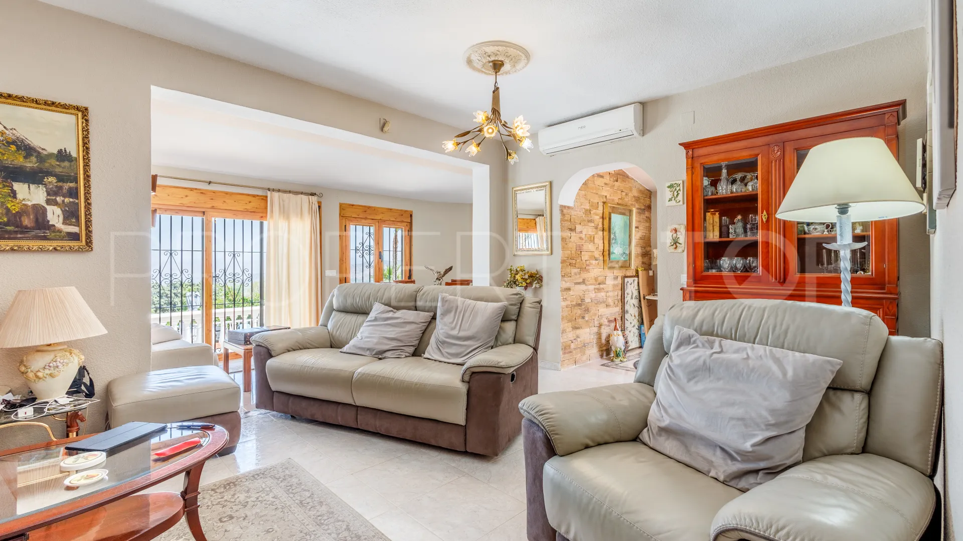 For sale Alhaurin el Grande 6 bedrooms villa